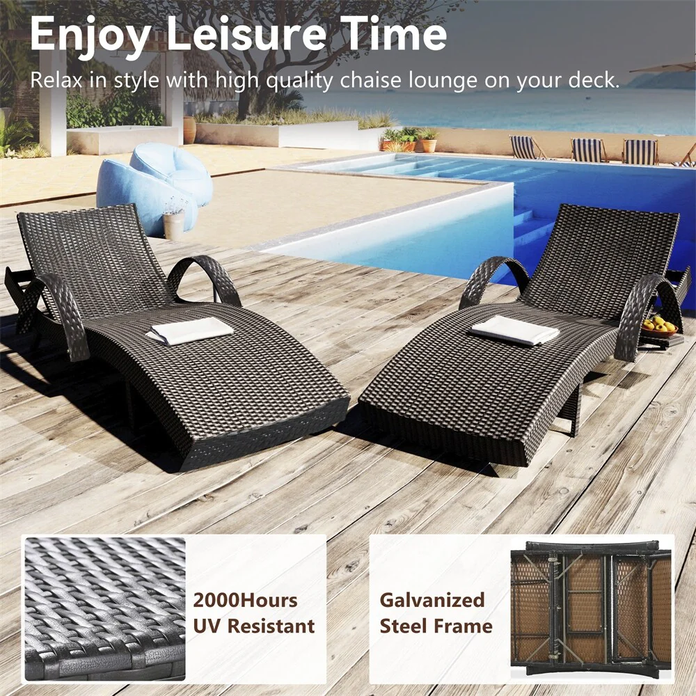 Outdoor Wicker Chaise Pull-out Lounge Chairs (Set of 2)