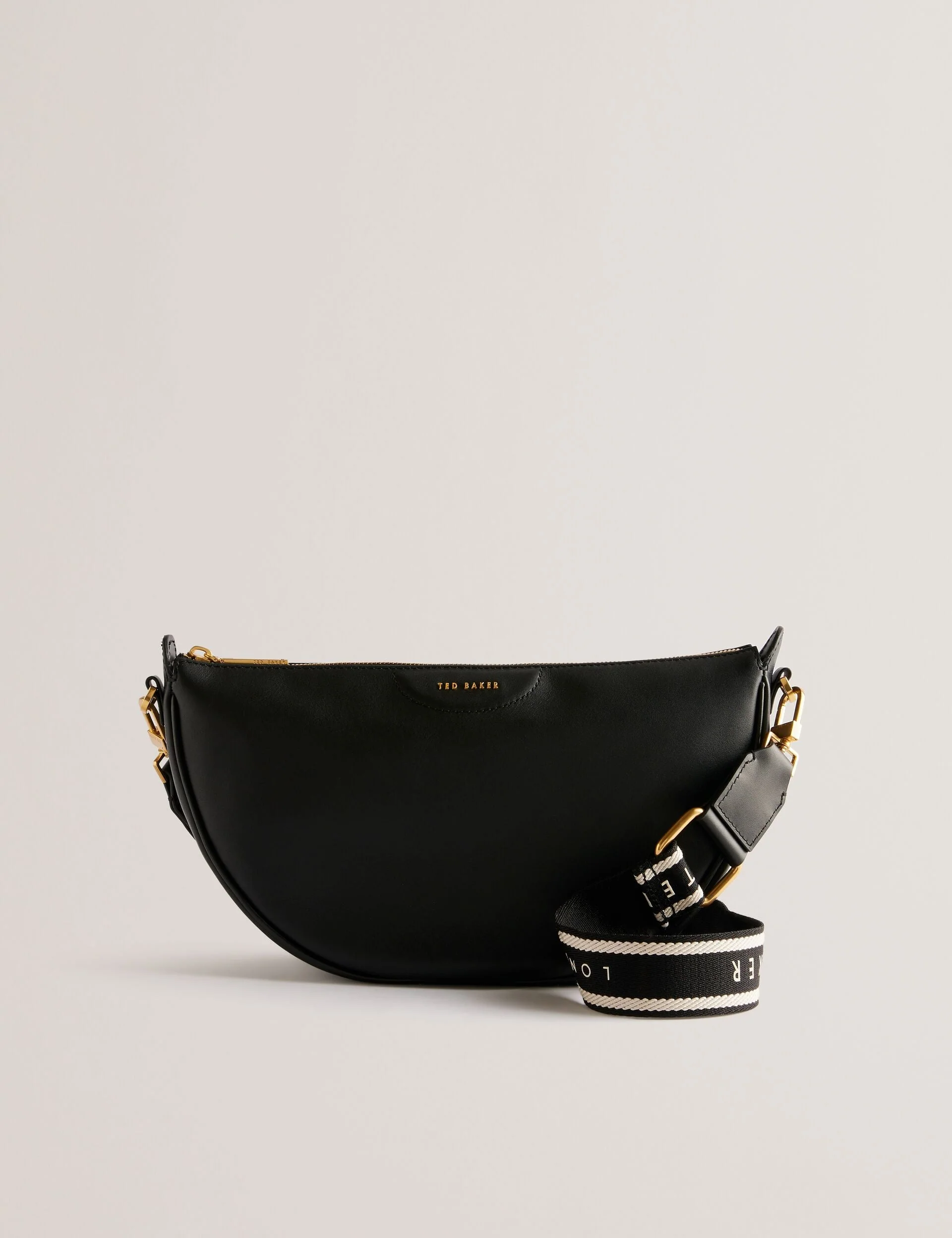 ESSINA | BLACK