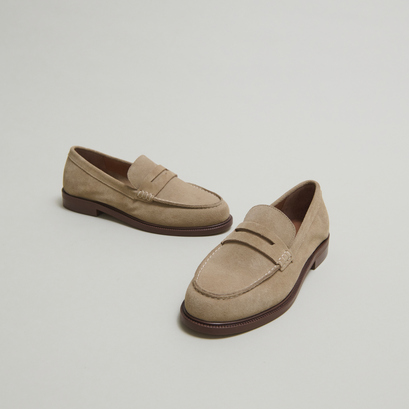 Mocassins à bouts rondsen croute beige | DRACULA