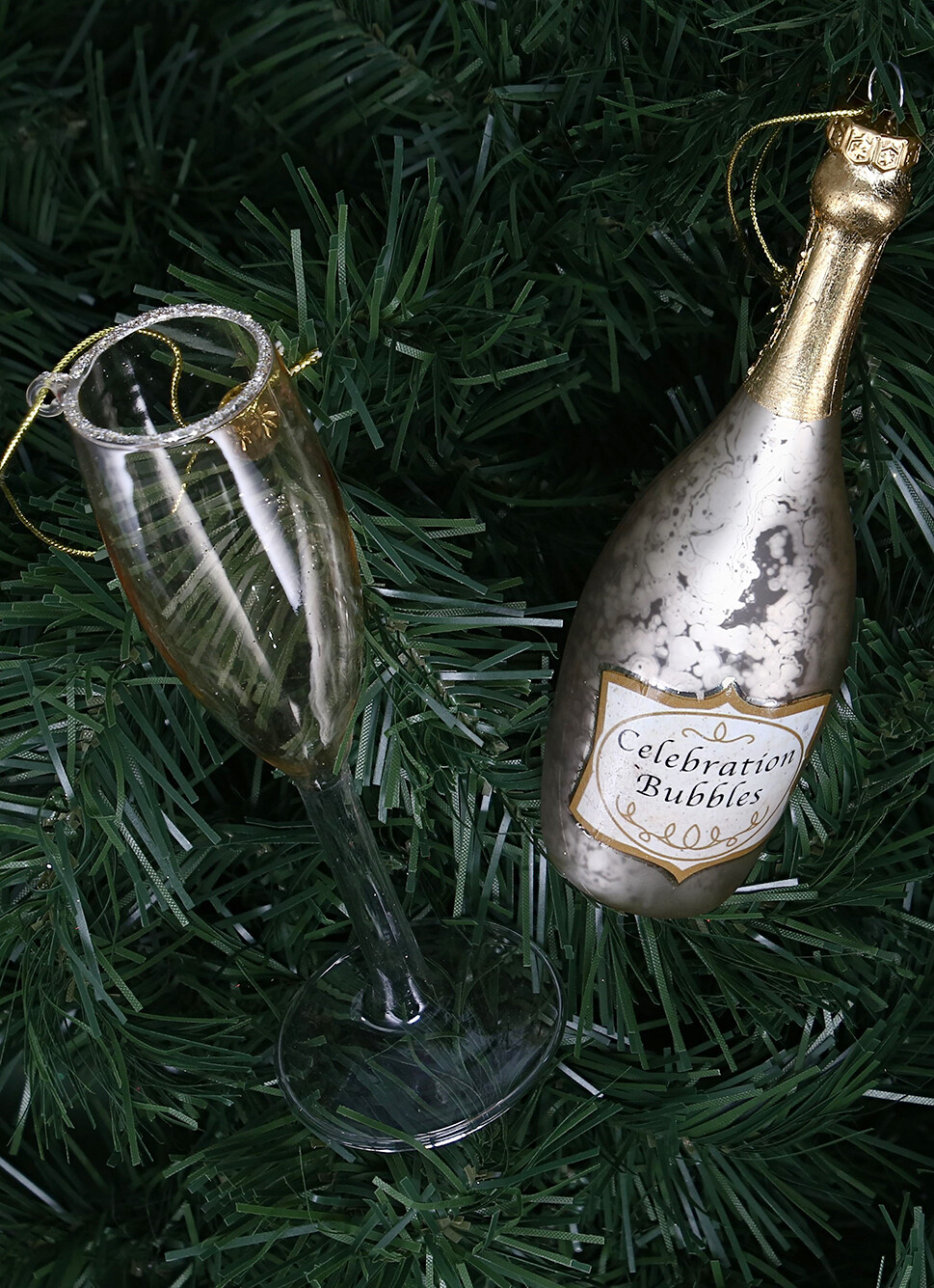 BOÎTE AVEC COUPE ET BOUTEILLE DE VIN PÉTILLANT PLATINE