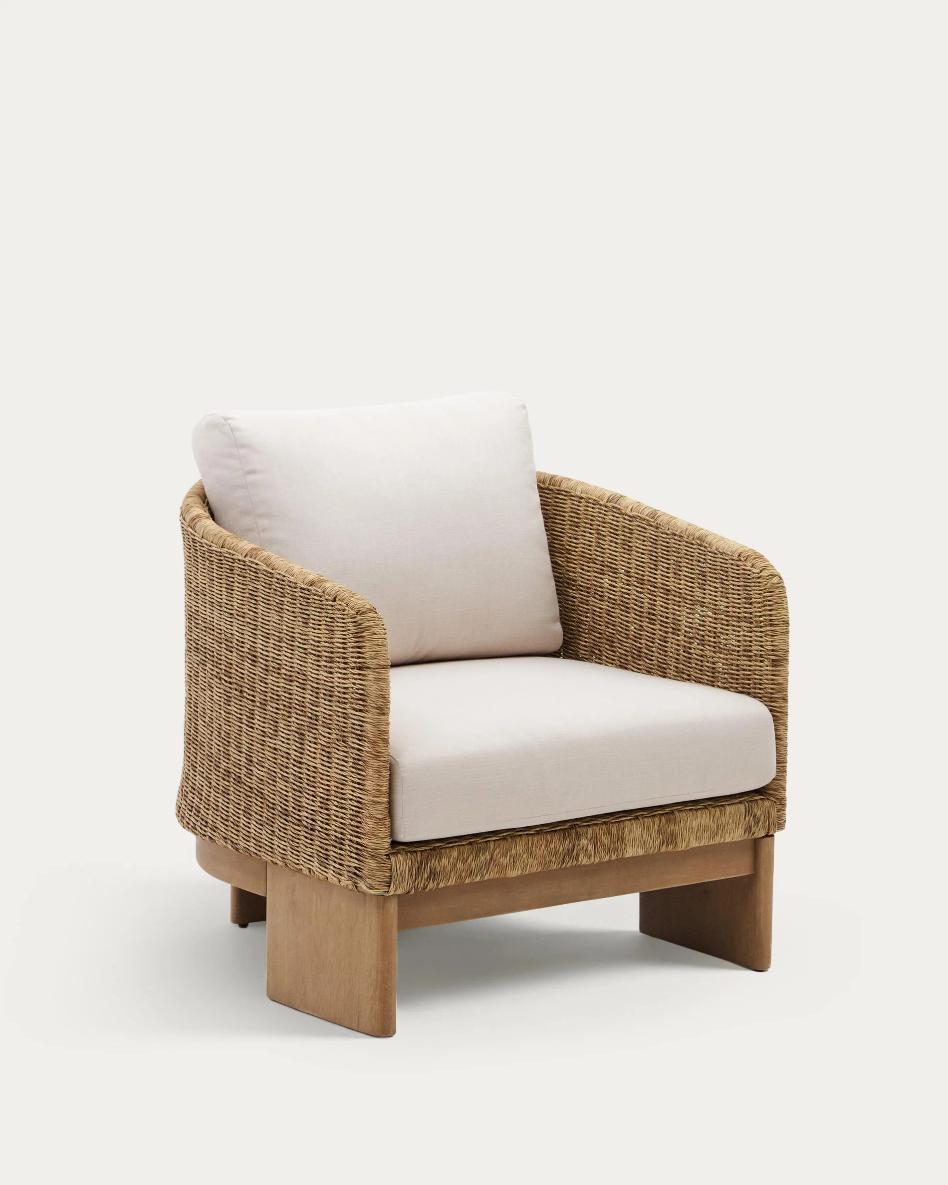 Xoriguer armchair in synthetic rattan and solid eucalyptus wood FSC 100%