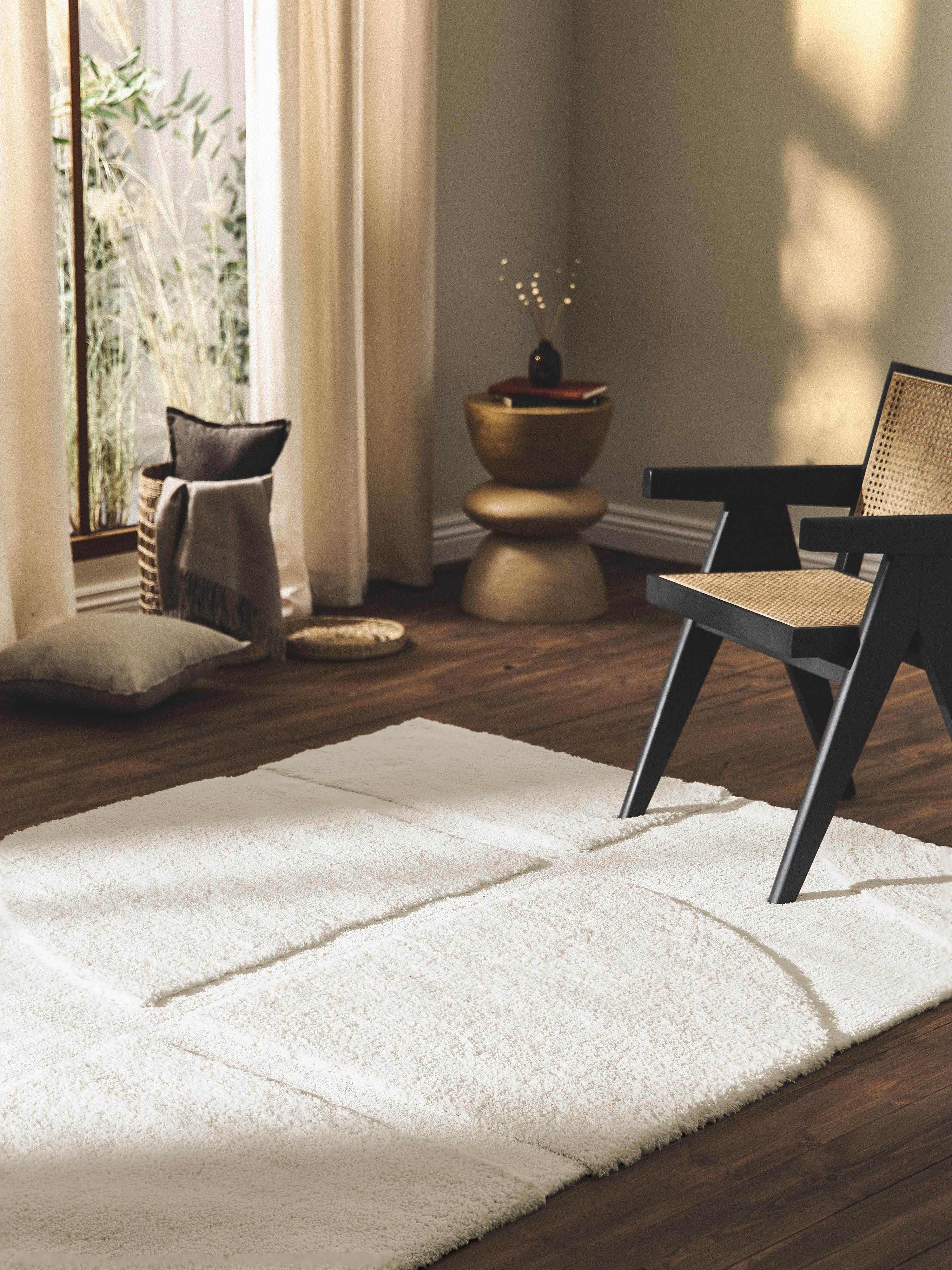 Flauschiger Hochflor-Teppich Jade mit erhabener Hoch-Tief-Struktur