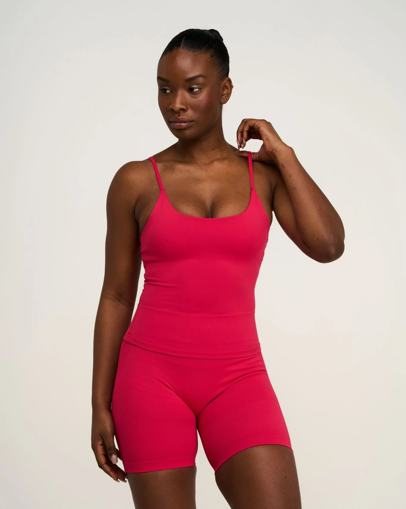 Elevate™ Sculpting Seamless Scoop Neck Cami | Strawberry