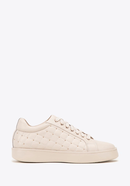 Damskie sneakersy skórzane z pikowaną cholewką kremowe