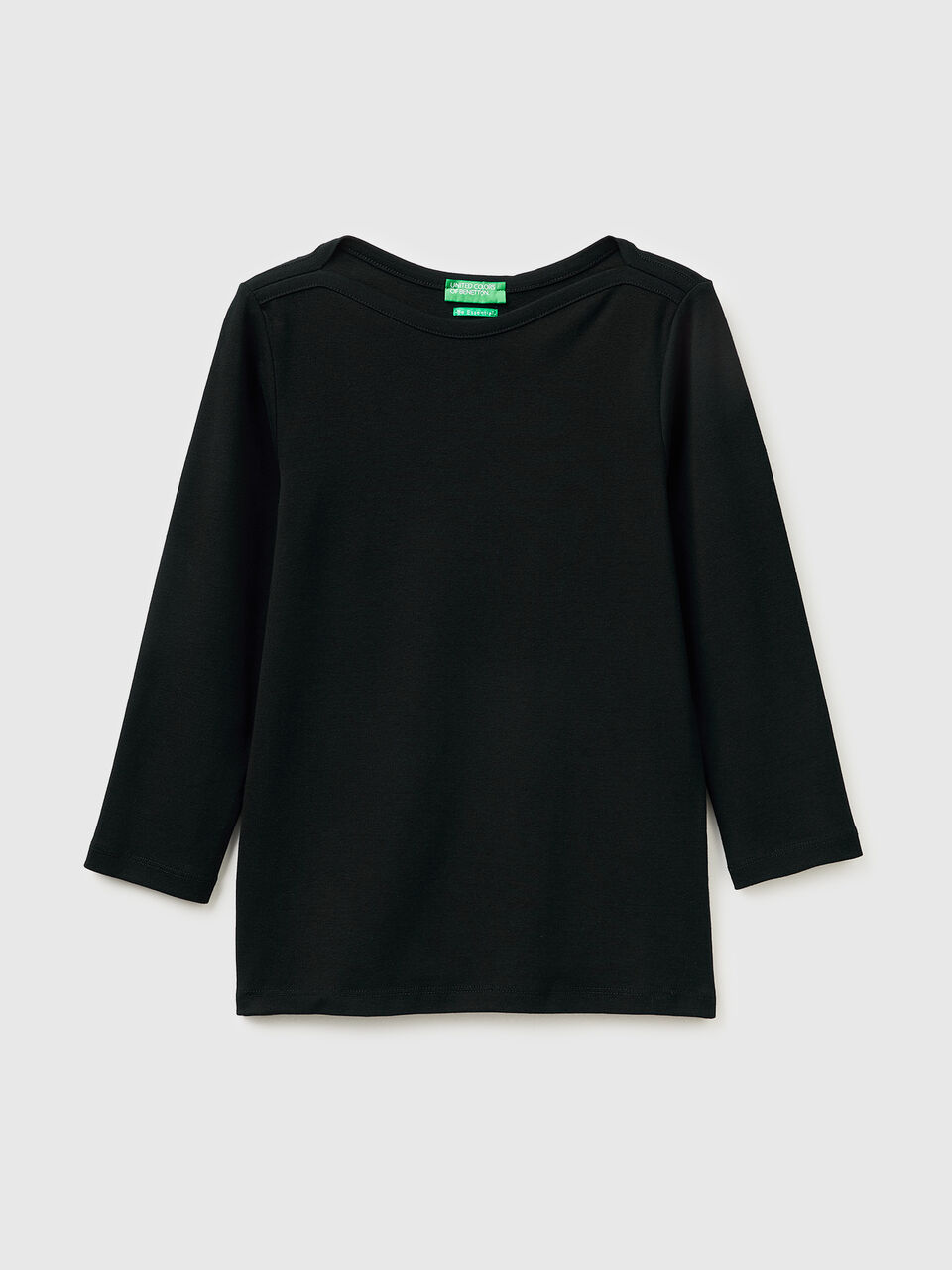 Slim fit t-shirt with boat neck