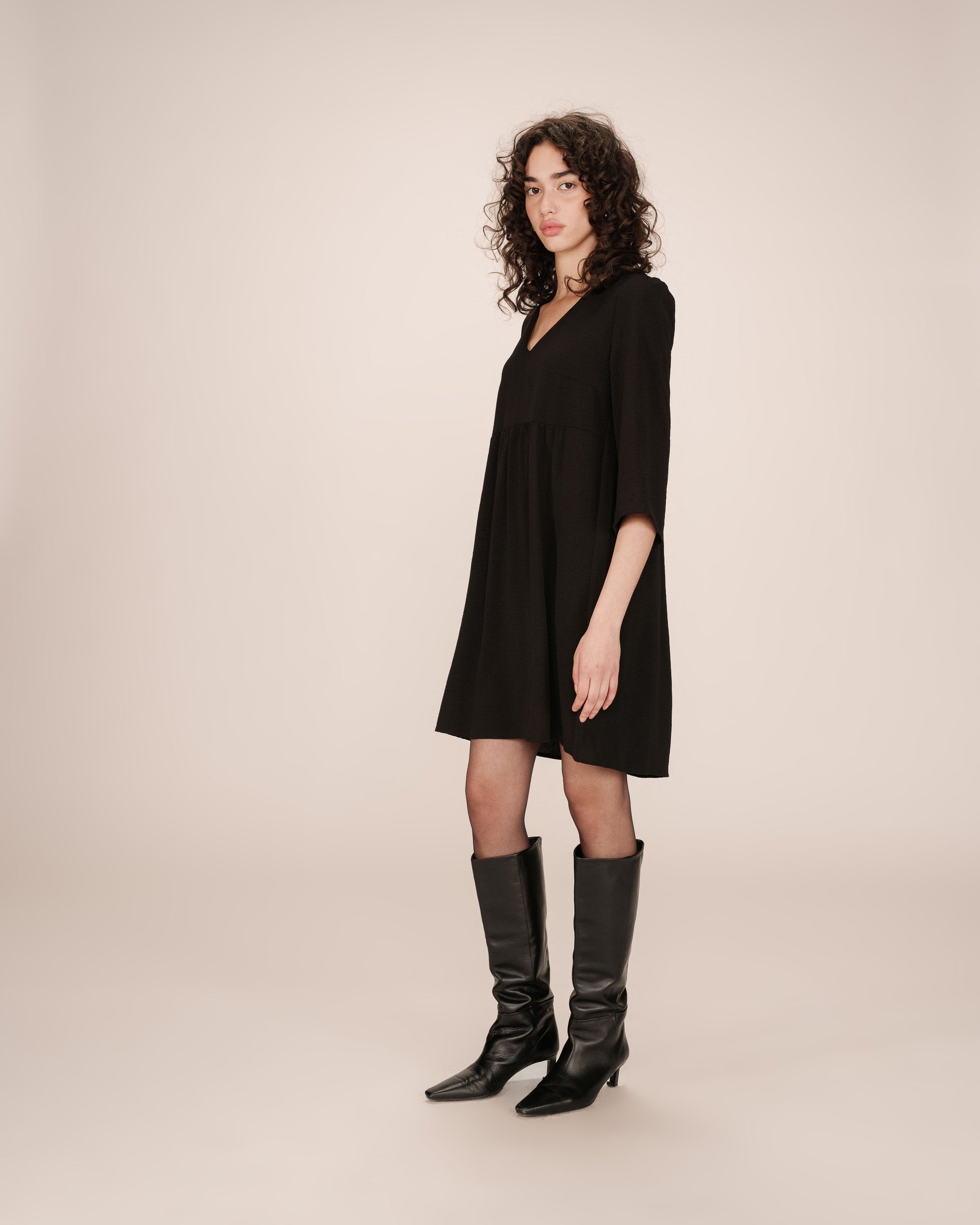 Robe courte babydoll noir Susana