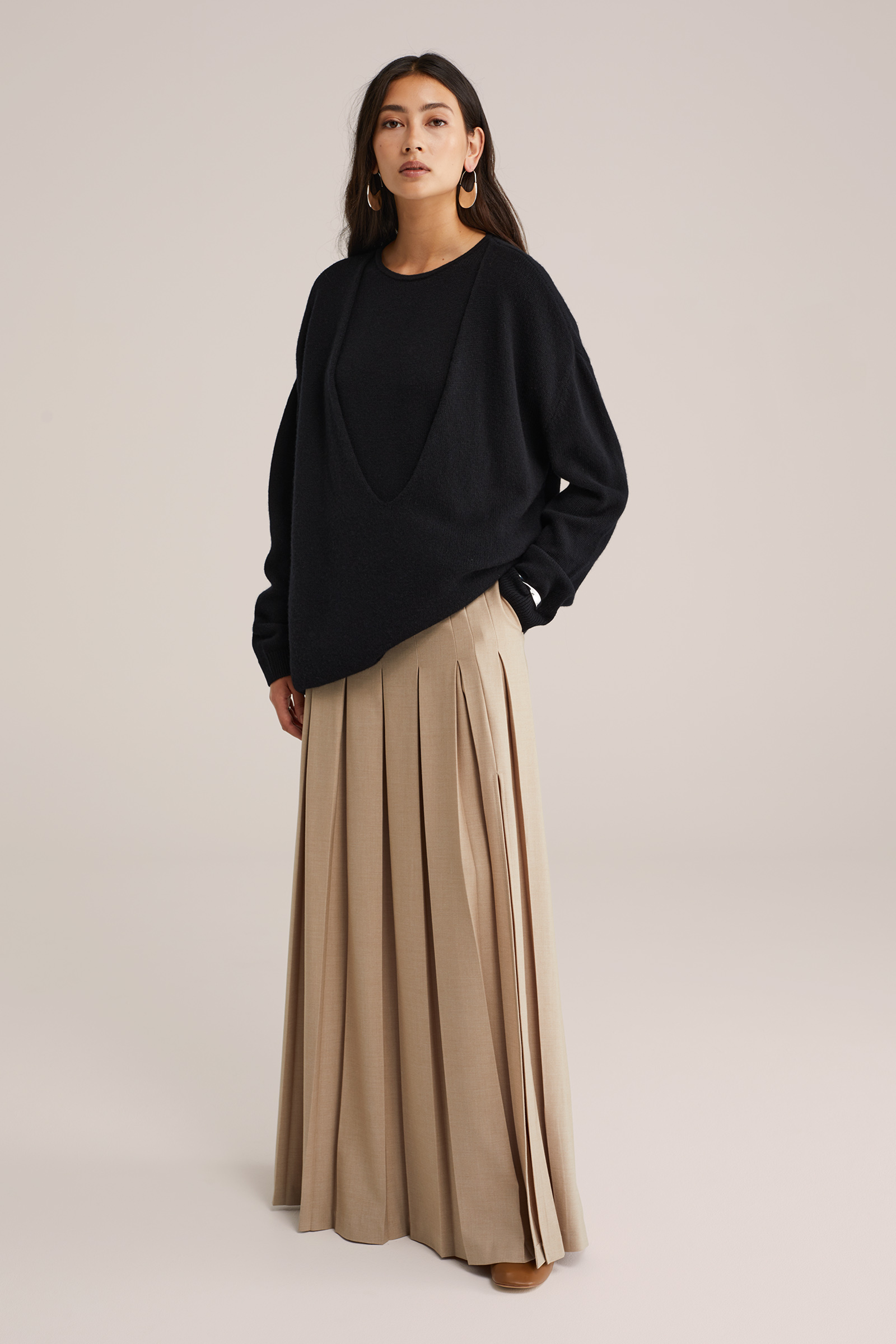 Dames trui met lage V-hals