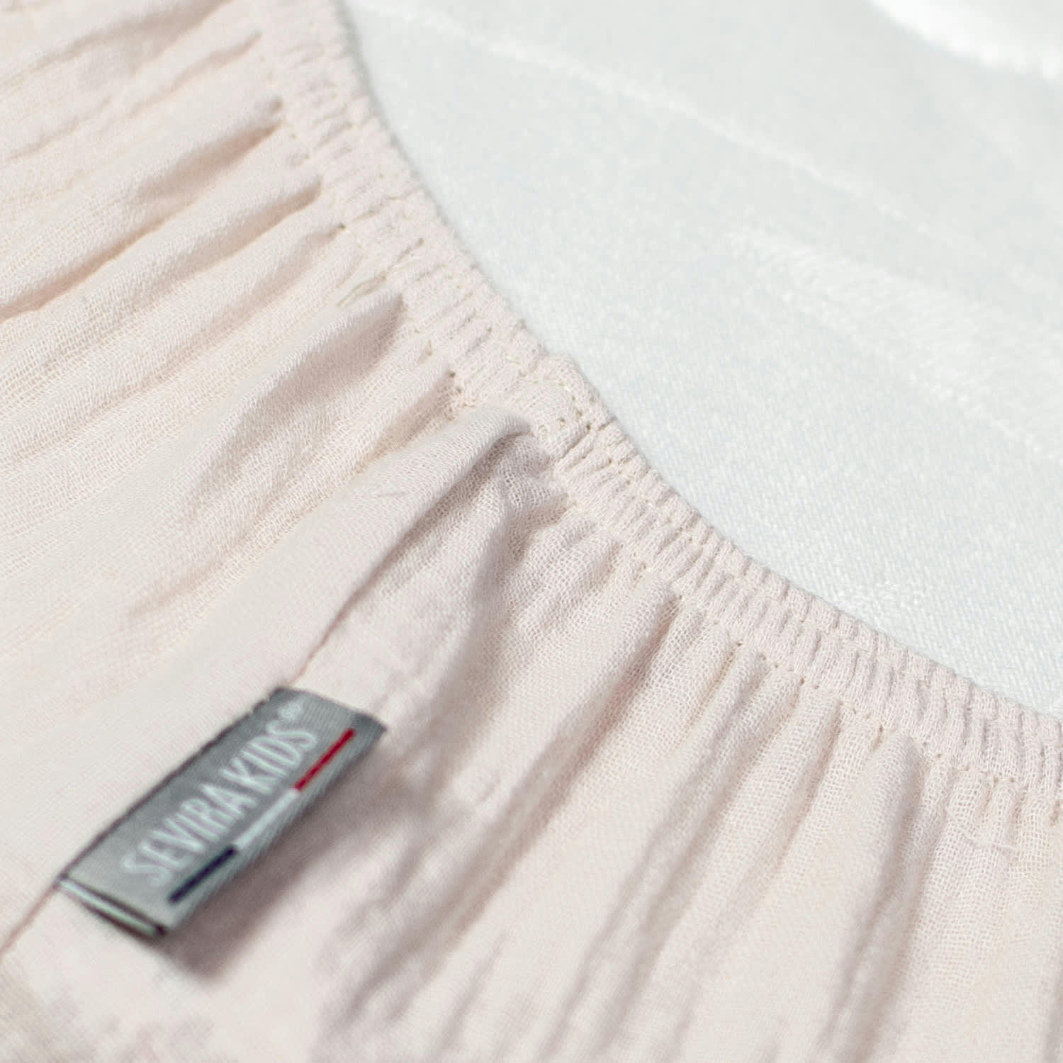 - Drap housse en gaze de coton 90x190