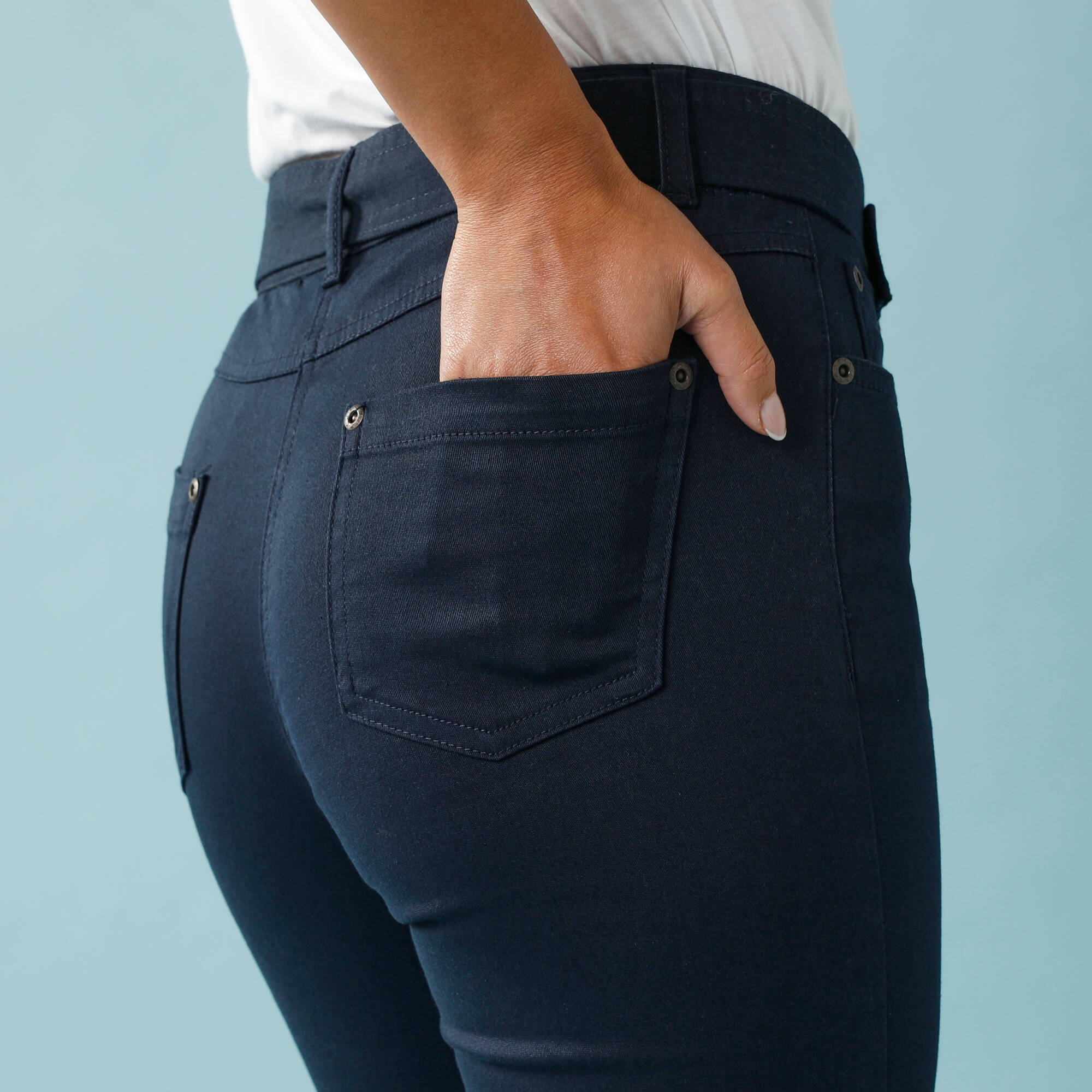 Pantalon droit, Spécial Petites