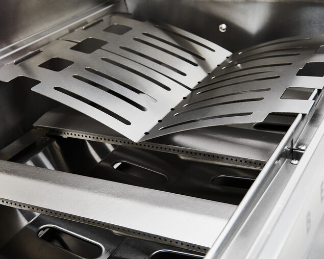 BeefEater 7000 Premium 4 Burner Flame Failure Build-In BBQ