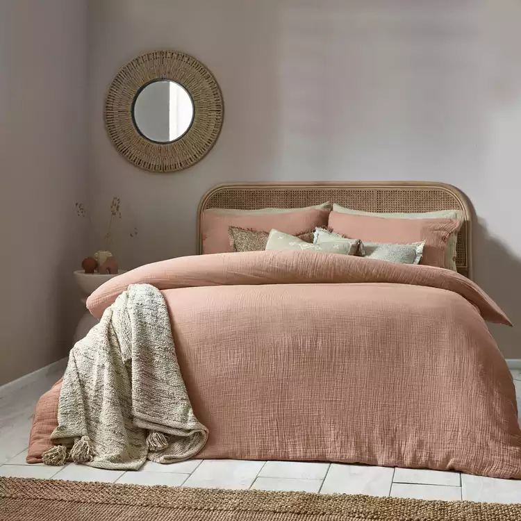Yard Lark Cotton Muslin Pink Bedding Set - Single