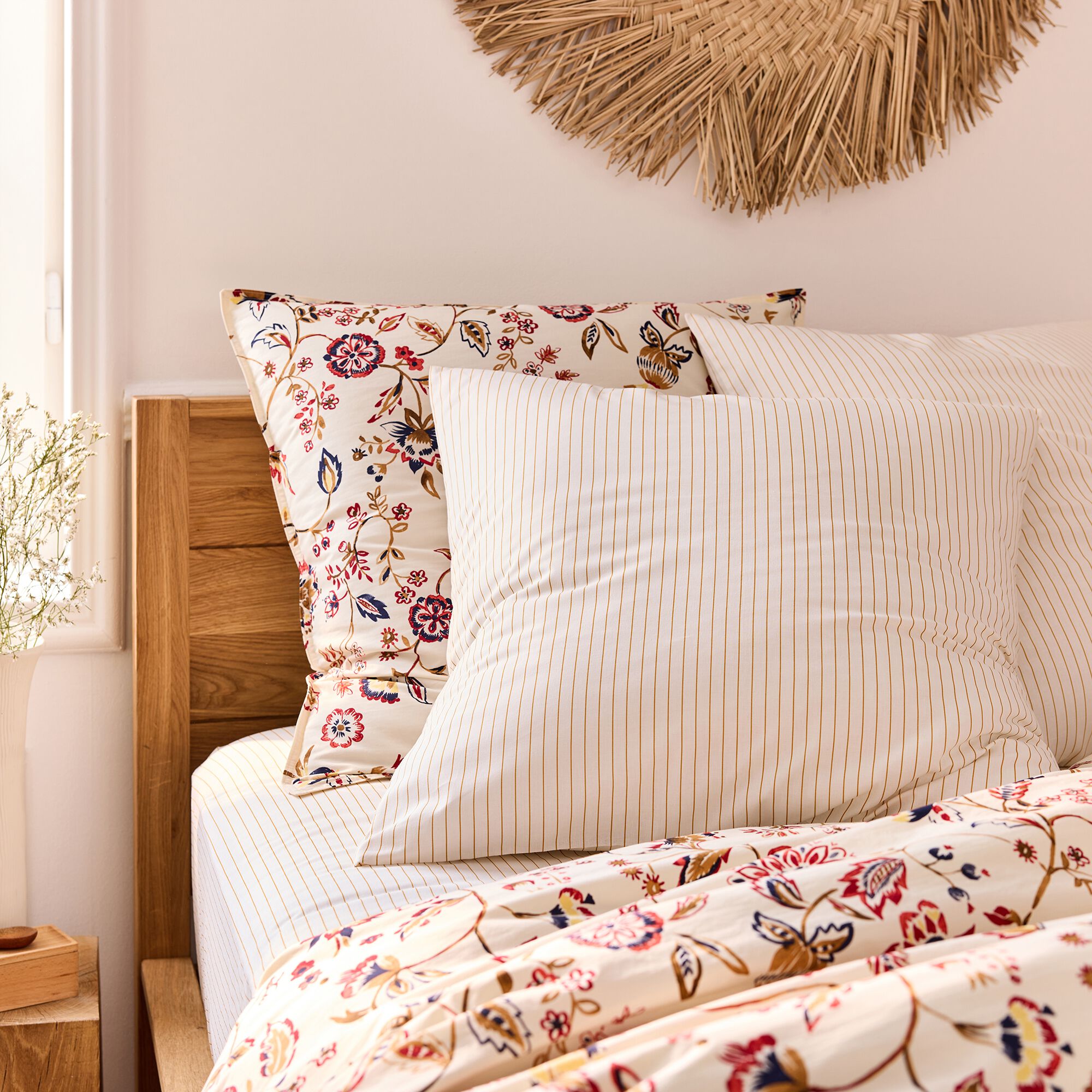 MIRAGE - Lot de 2 taies d'oreiller rayées en coton 63x63cm - jaune argan