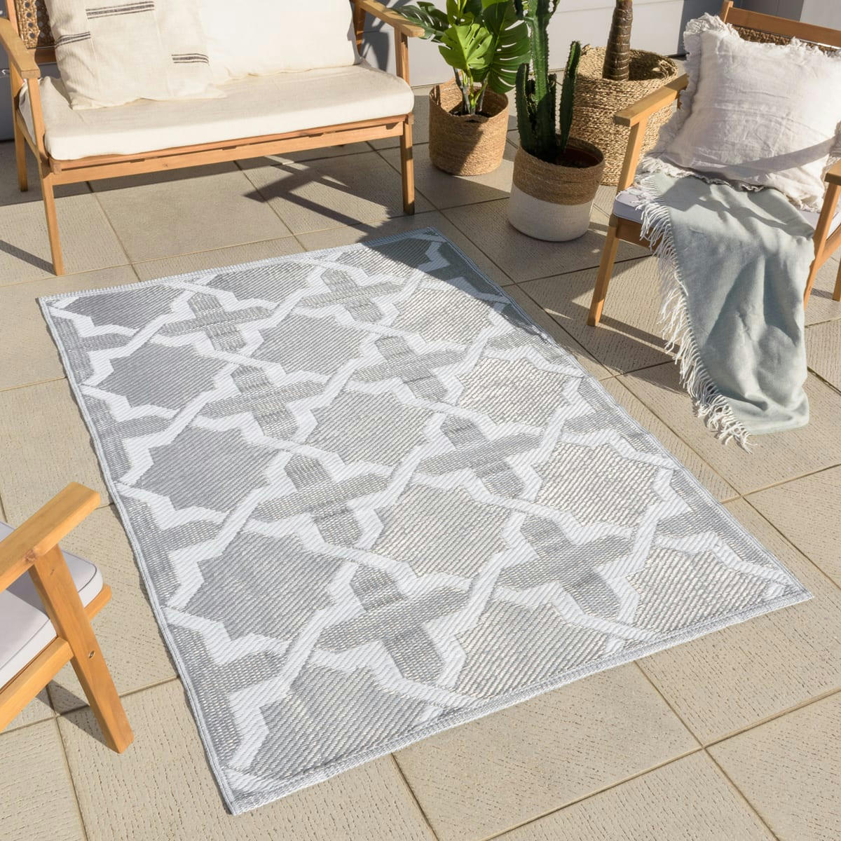 SCOOBI - Tapis extérieur gris au motif azulejo 150x220