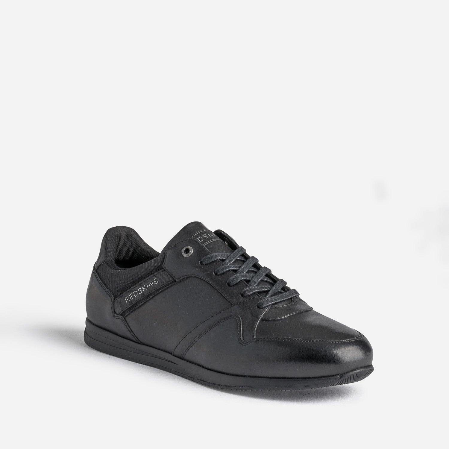 Tennis REDSKINS noire en cuir