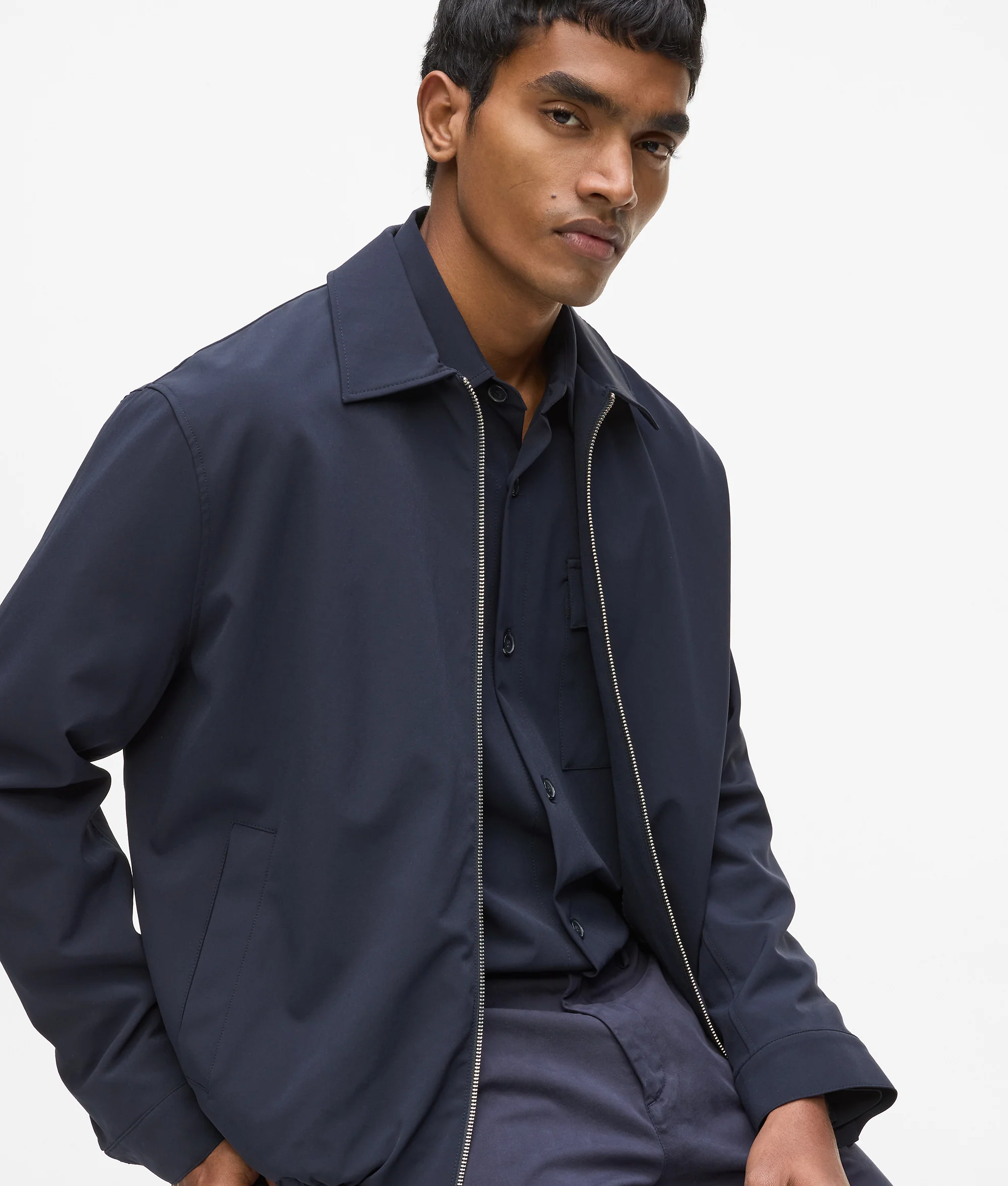 Veste à fermeture zippée