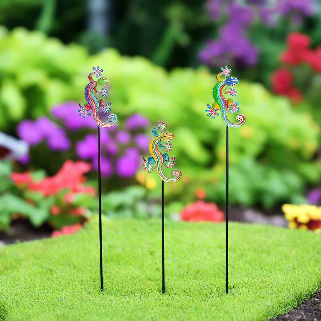 Rowan Metal Gecko Garden Stake