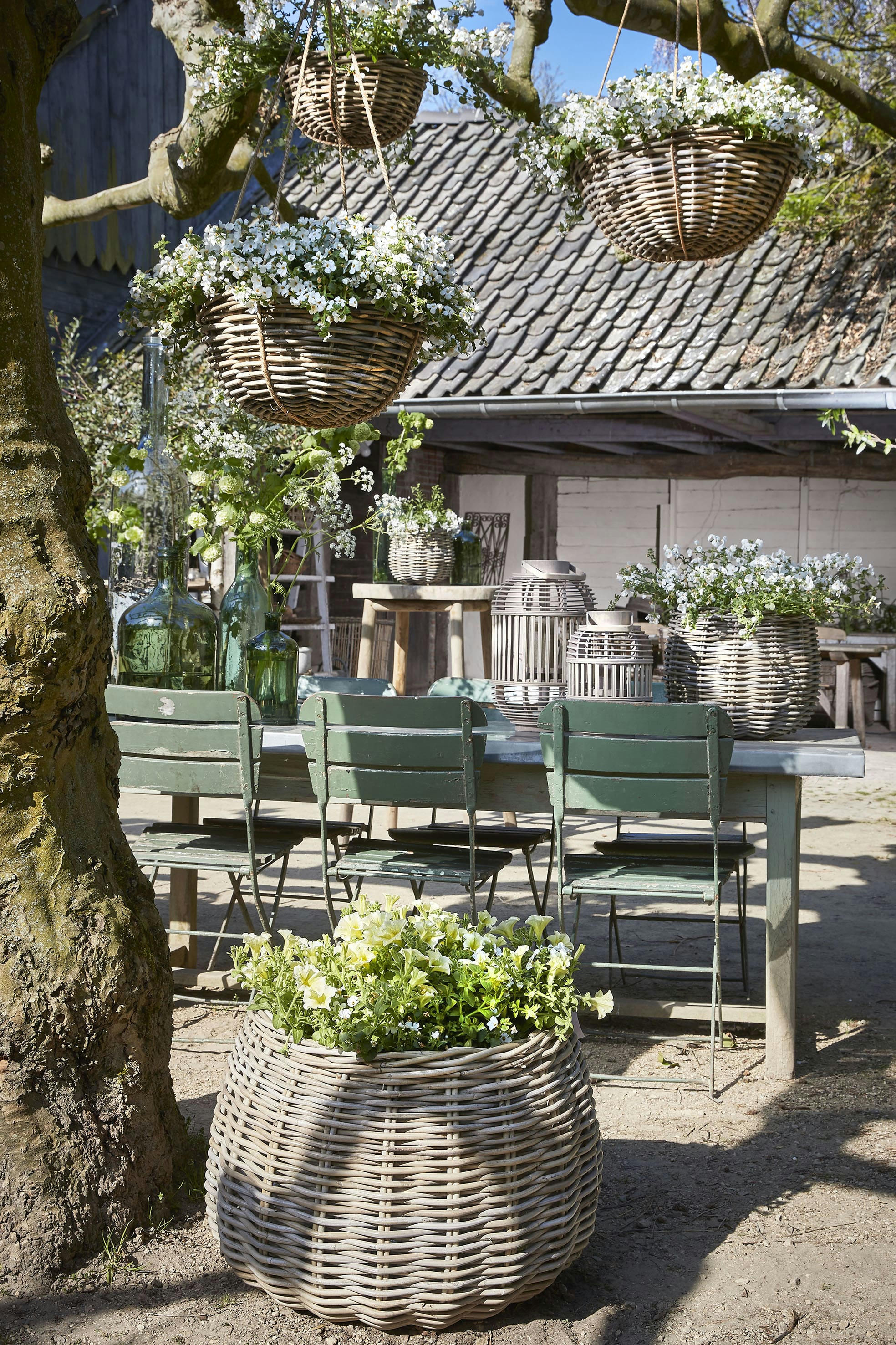 MARCIA - Cache-pot à suspendre en rotin gris D40