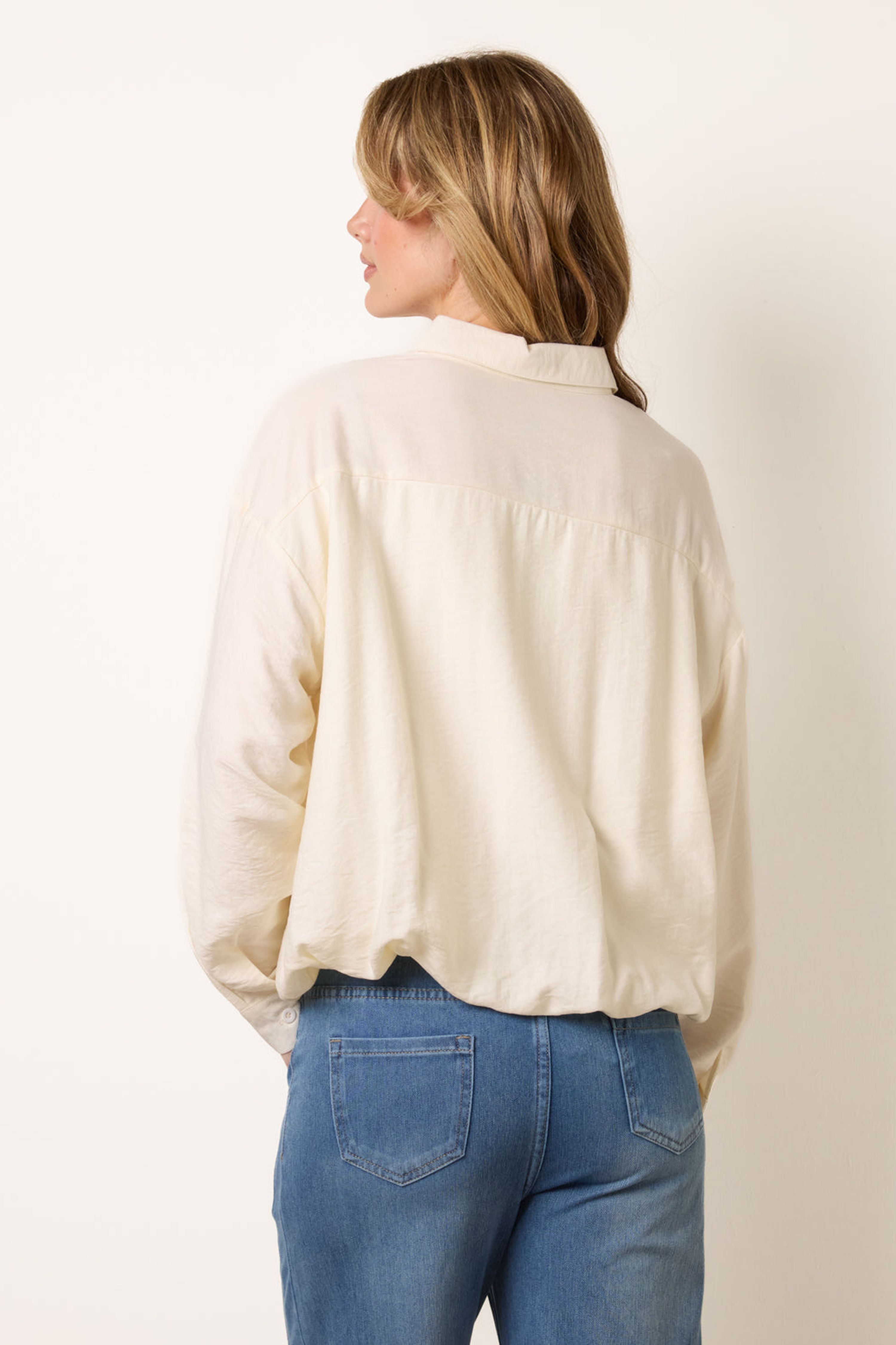 Blue Vanilla Ivory Relaxed Button-Up Shirt