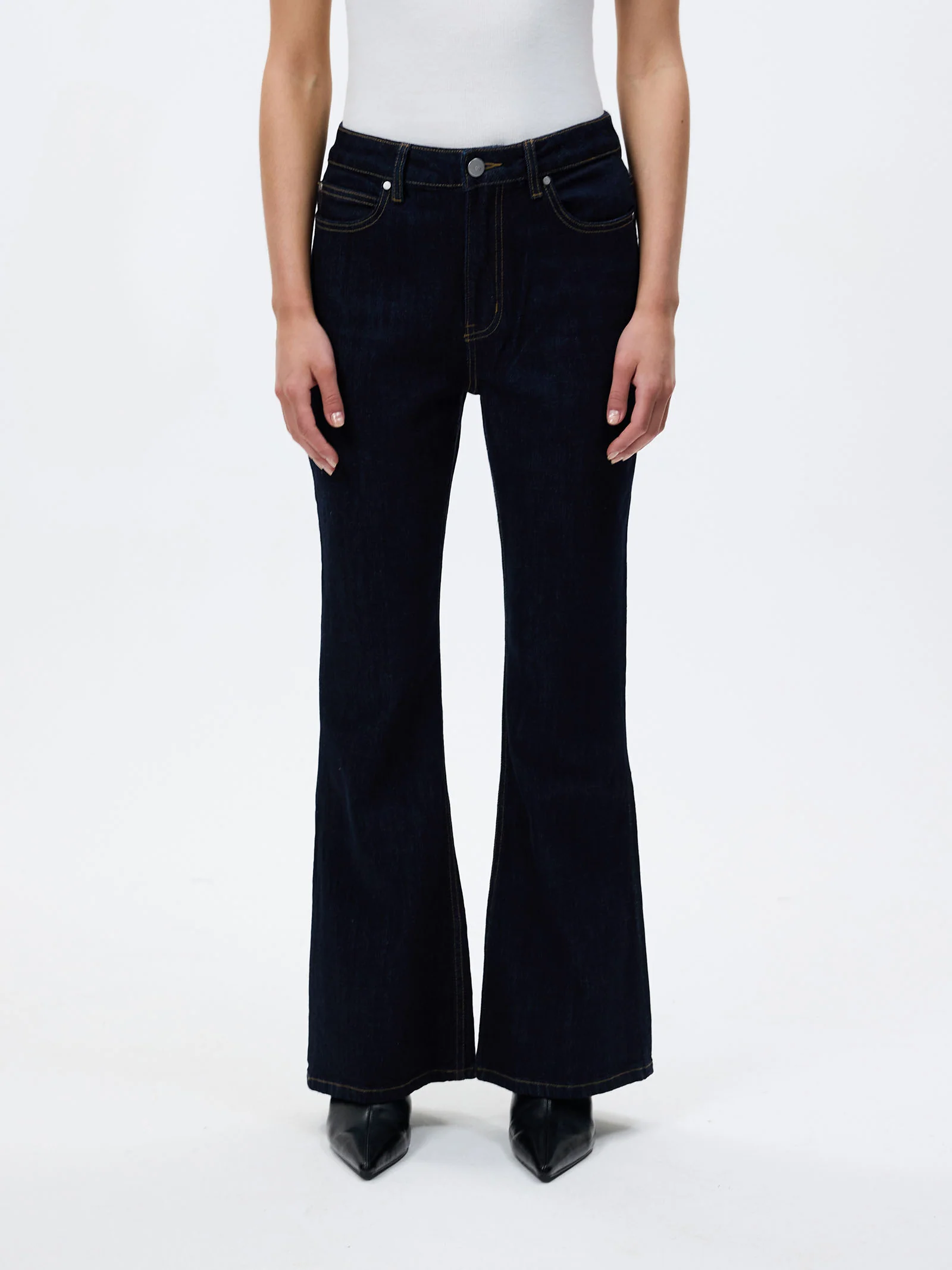 Freja Bootcut Jean