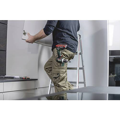 Metabo BS 18 L BL - Perceuse-visseuse sans fil 18 V brushless, mandrin 1,5-13 mm, 65 Nm, 900 g