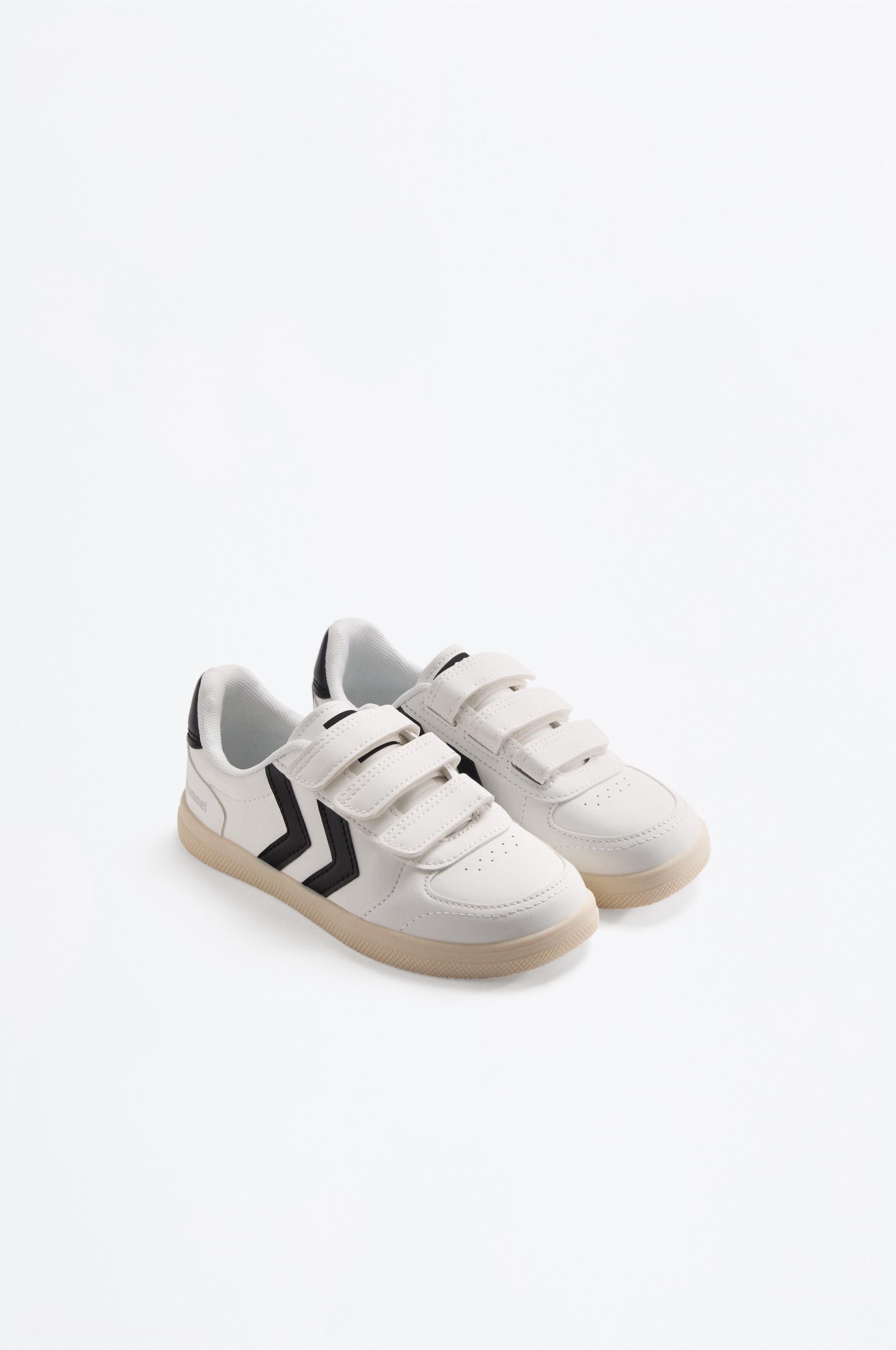 Zapatilla Hummel