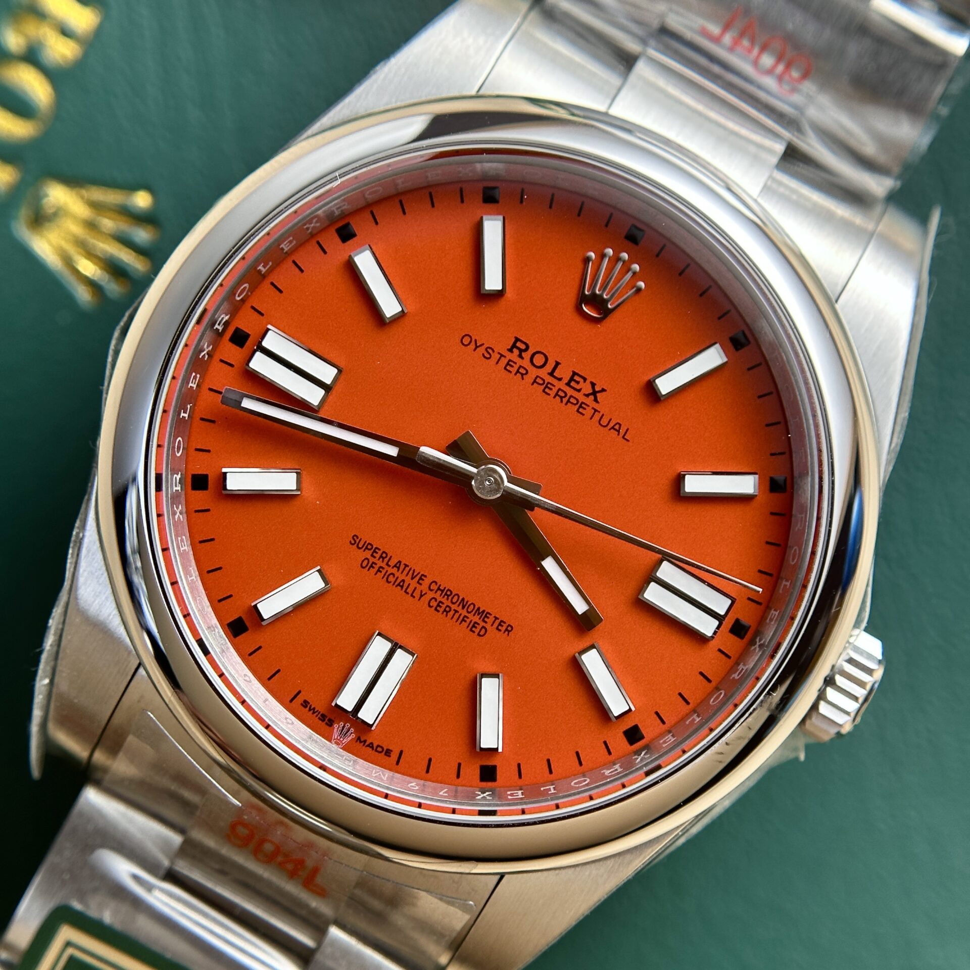 Rolex Oyster Perpetual 124300 316L Steel Red Dial 41mm Oyster KGF Replica