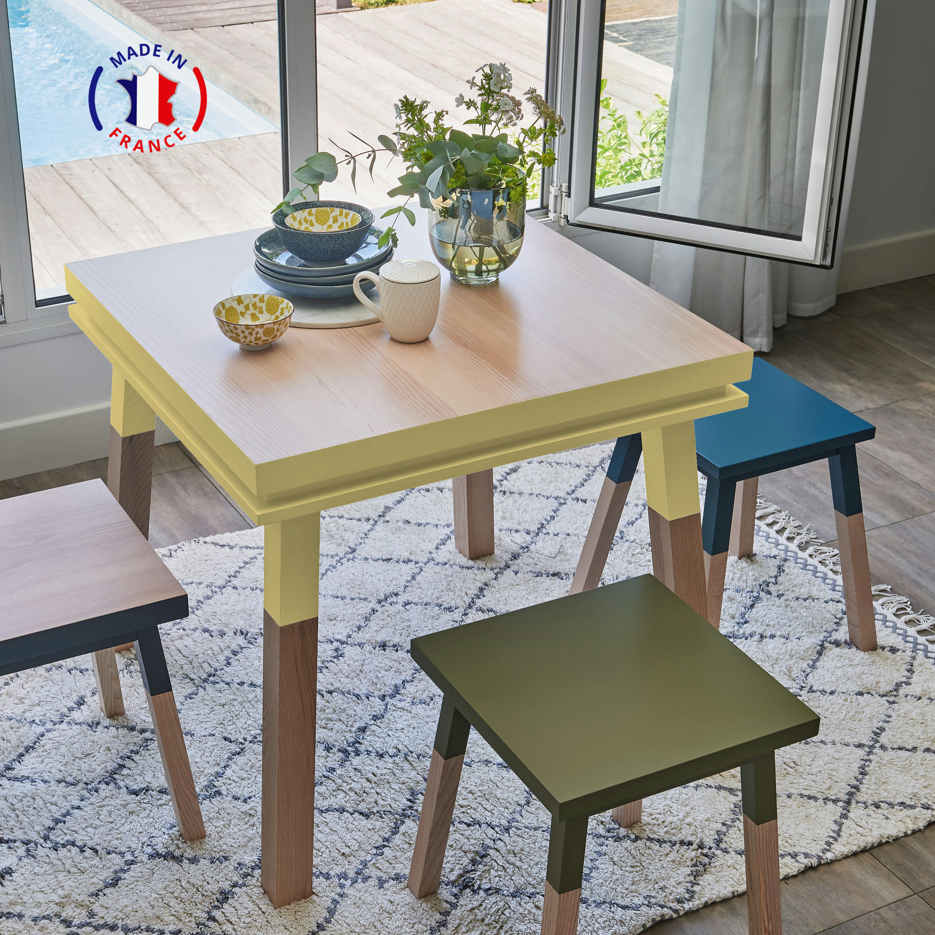 EGEE - Table de cuisine carrée avec tiroir 80 cm, 100% frêne massif