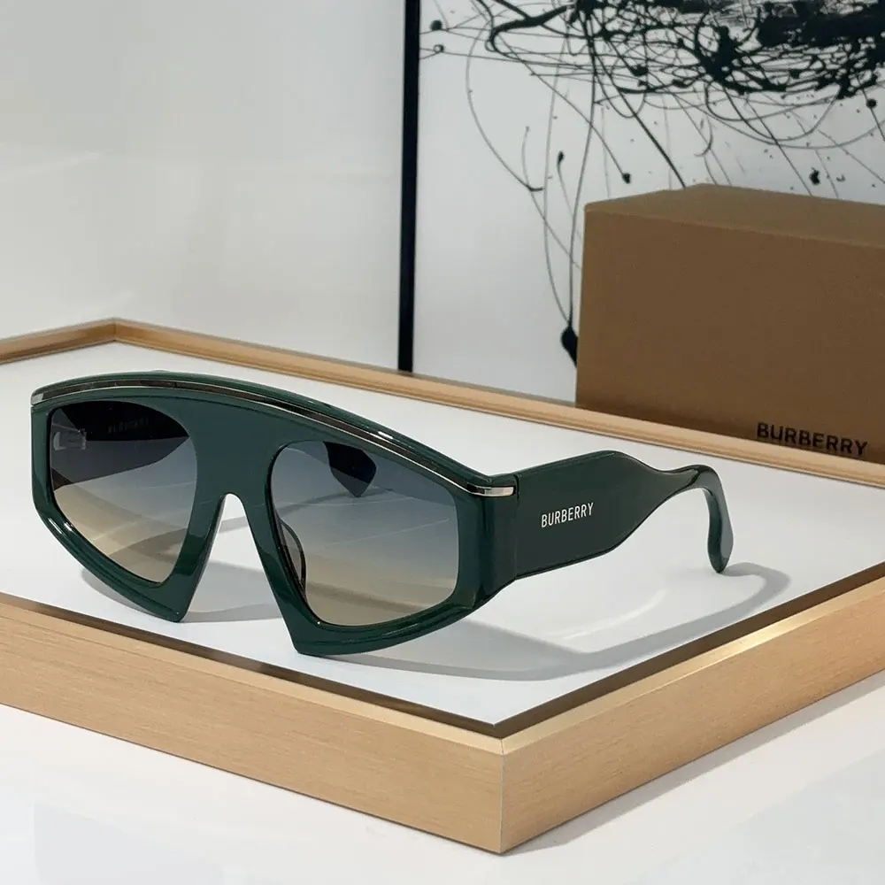 Buberry Framed Printed Cat-eye Sunglasses