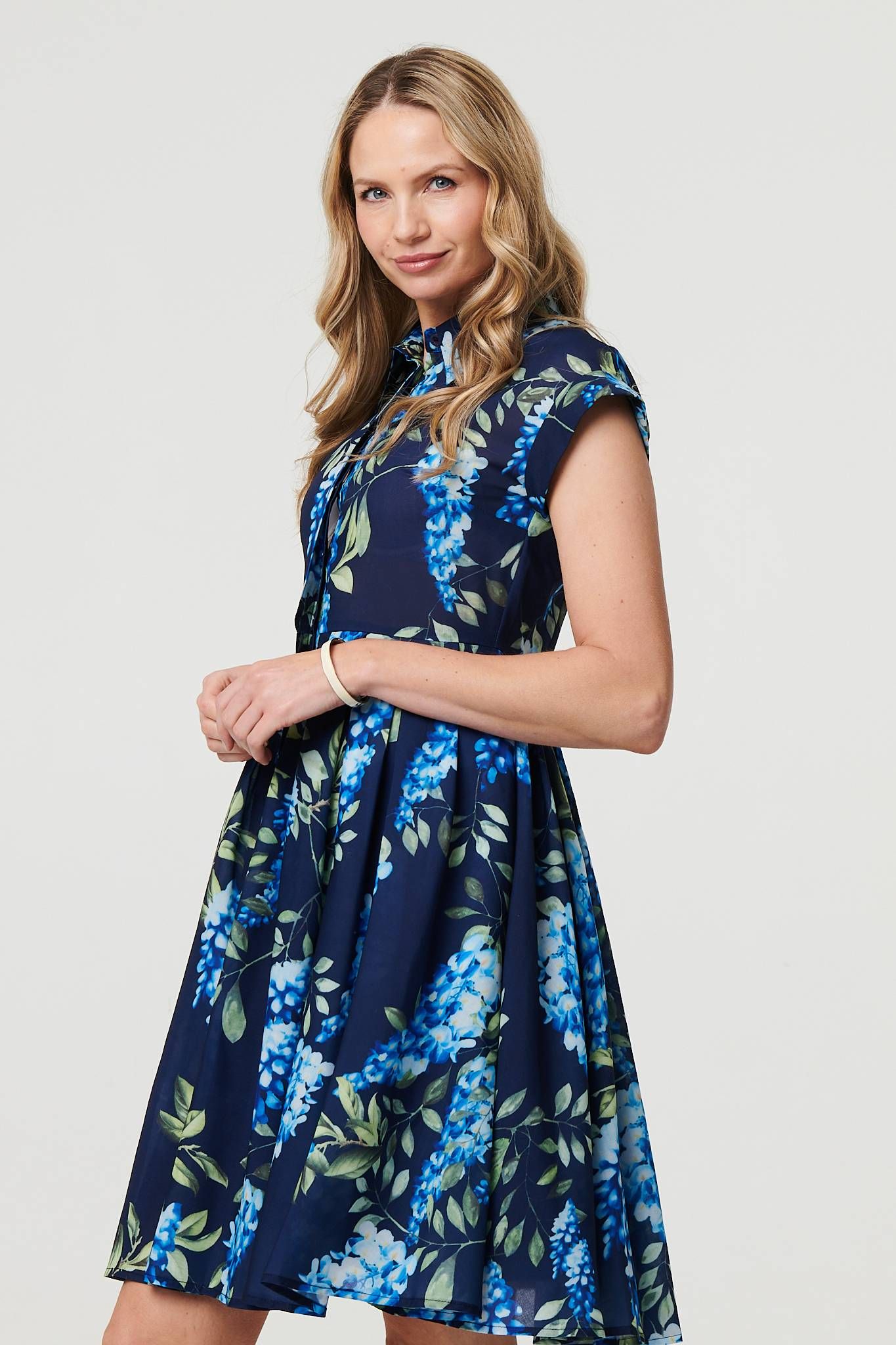 Izabel London Floral Cap Sleeve Pleated Short Dress