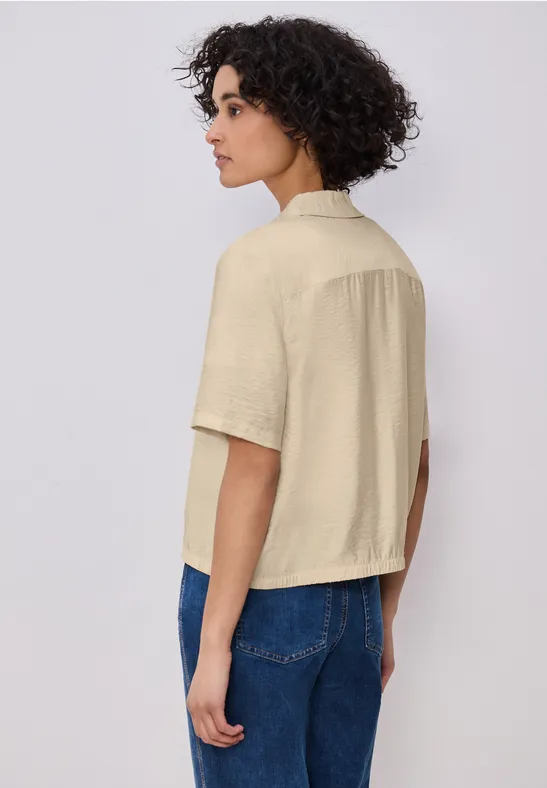 Kurzarm Bluse mit Elastiksaum