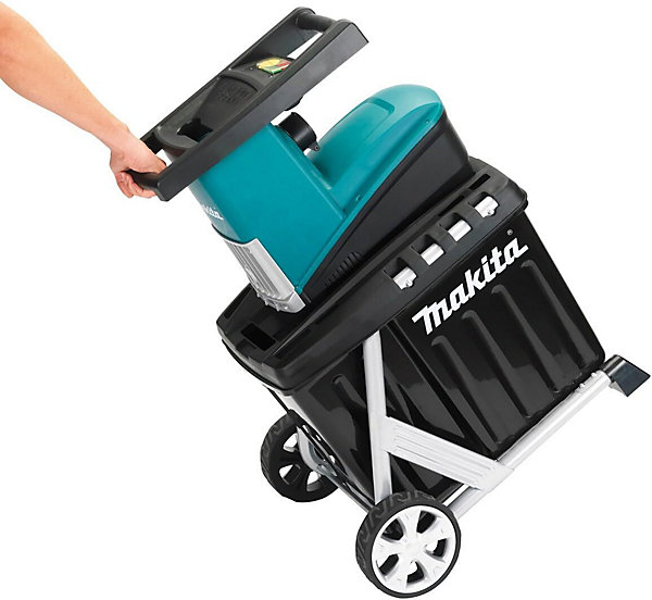 Broyeur de vegetaux electrique 2500W diametre 45mm pour jardin