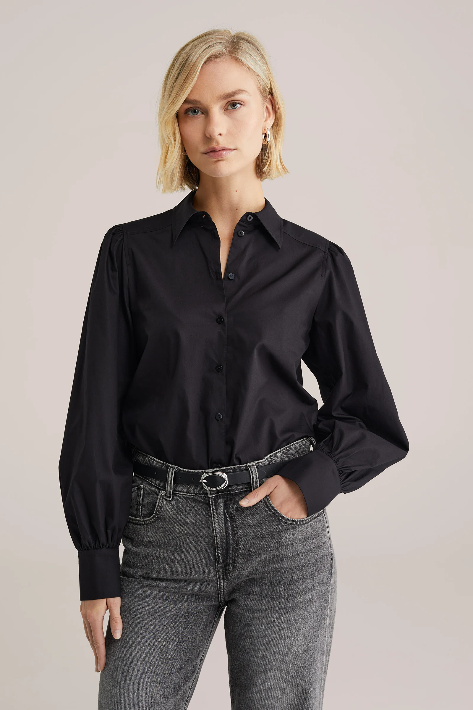 Dames blouse met ballonmouwen