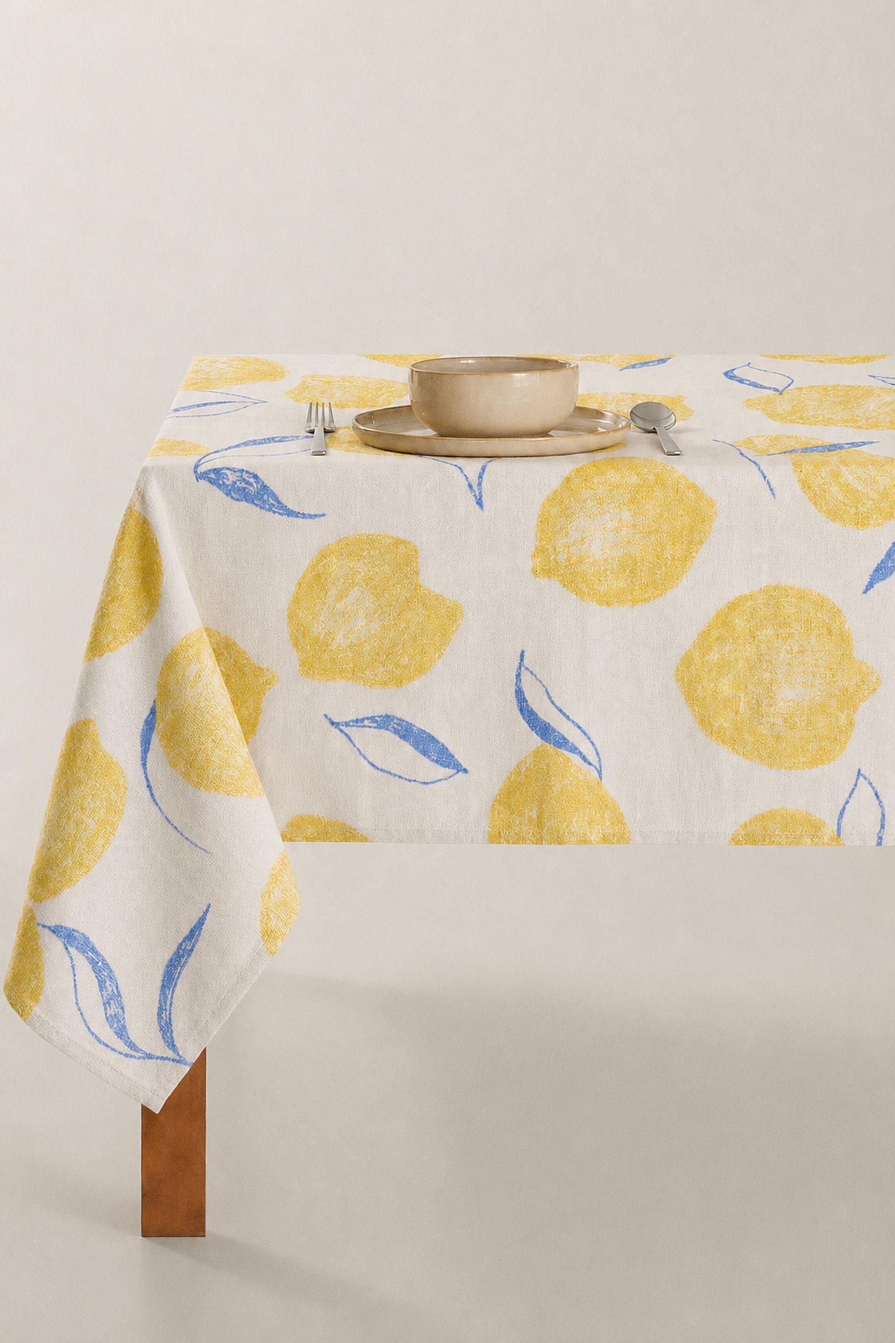 Mantel water repellent estampado 140 x 240 cm