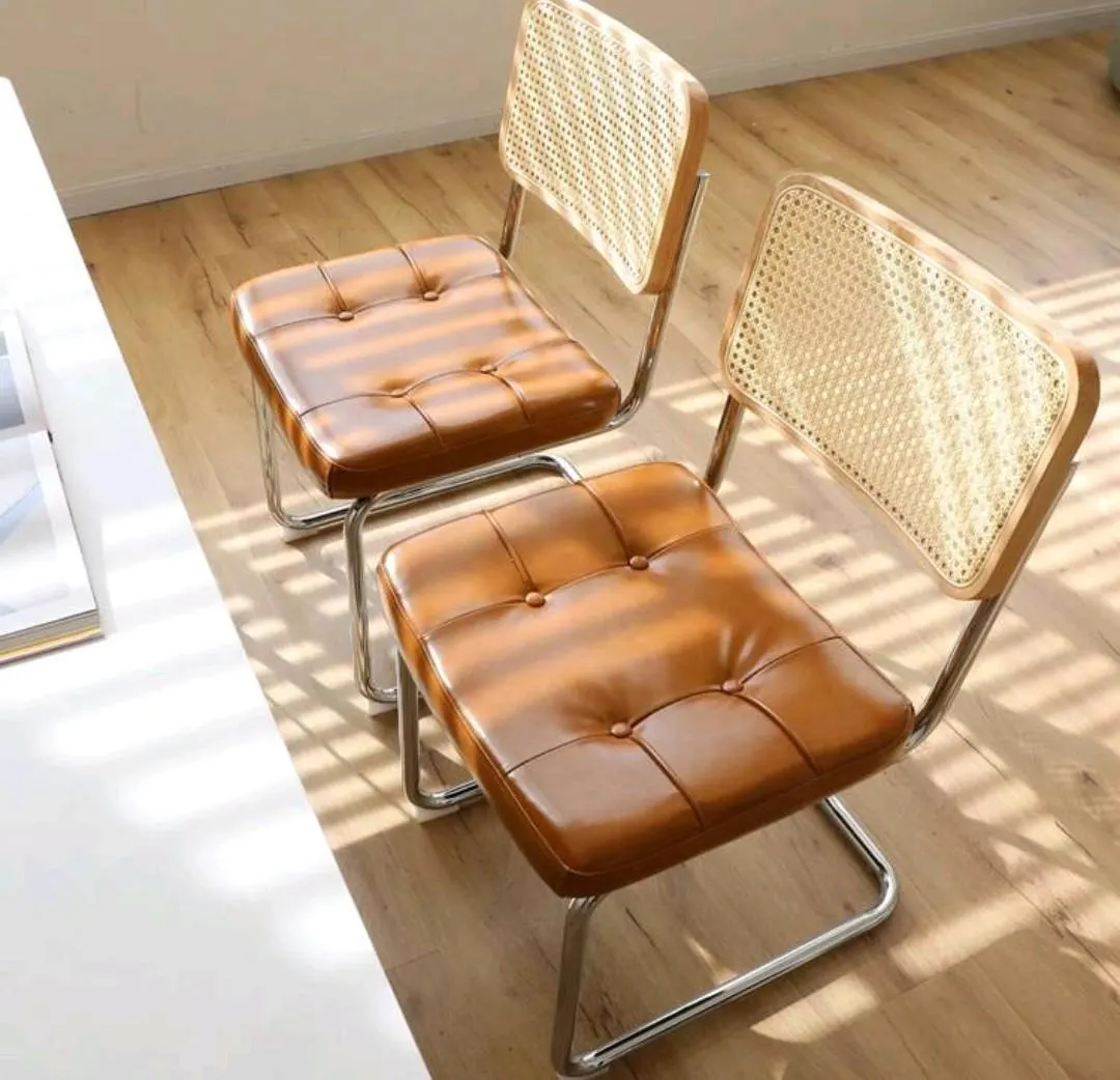 Set Of 2 Dining Chairs Mid Century Cantilever Modern Rattan Chairs, Faux Leather Kitchen Chairs with Curved Wooden Back And Steel Legs
