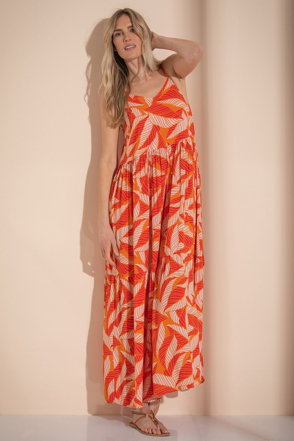 Klass. Printed Relaxed Fit Strappy Maxi Dress
