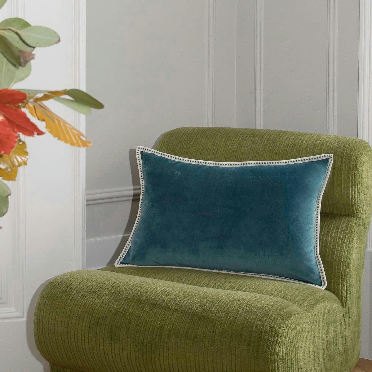 ERIN - Coussin velours de coton  60x40 bleu peacock