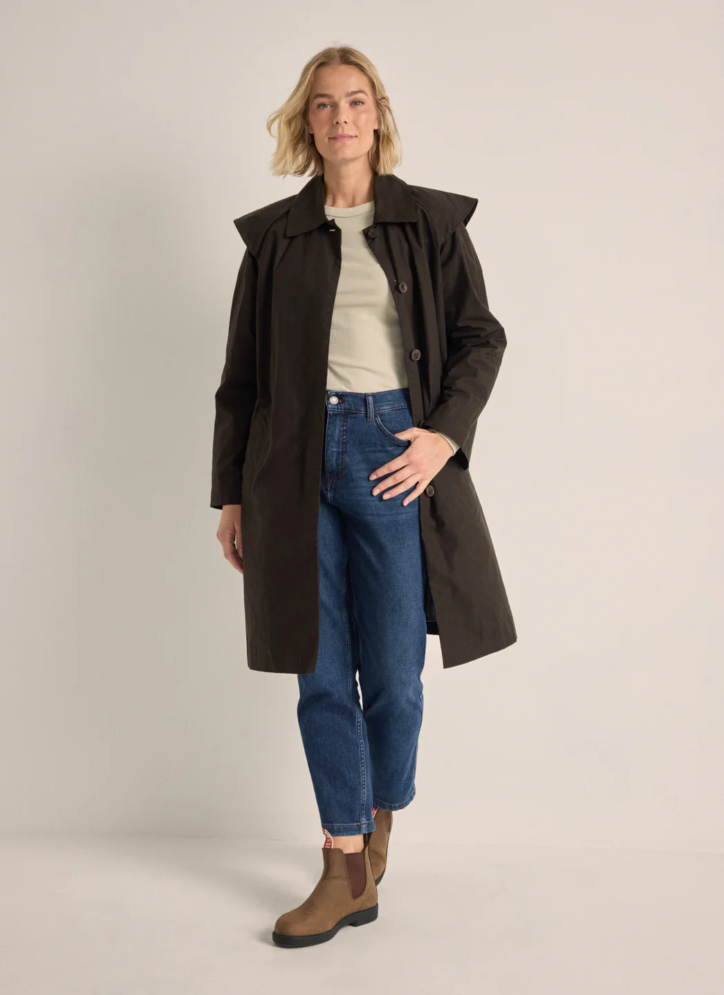 Women's Light Weight Town & Country Coat