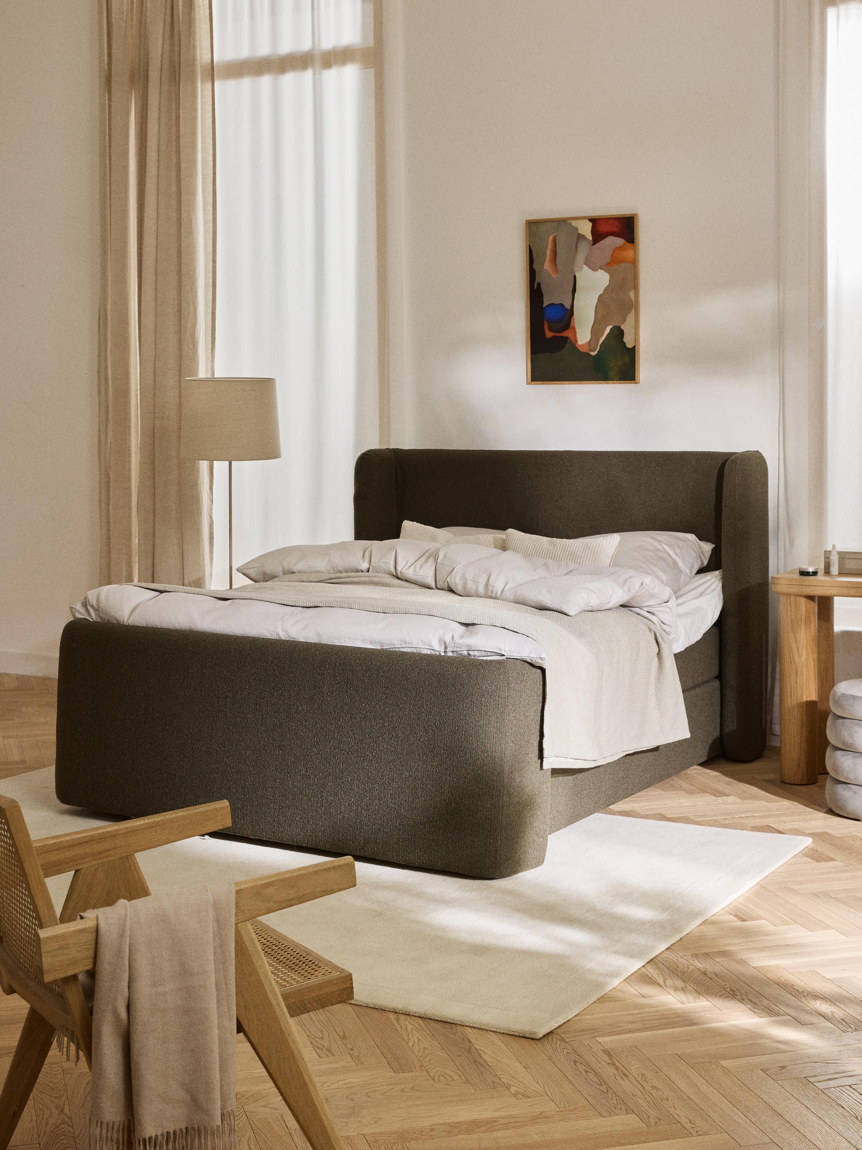Bouclé-Boxspringbett Perla
