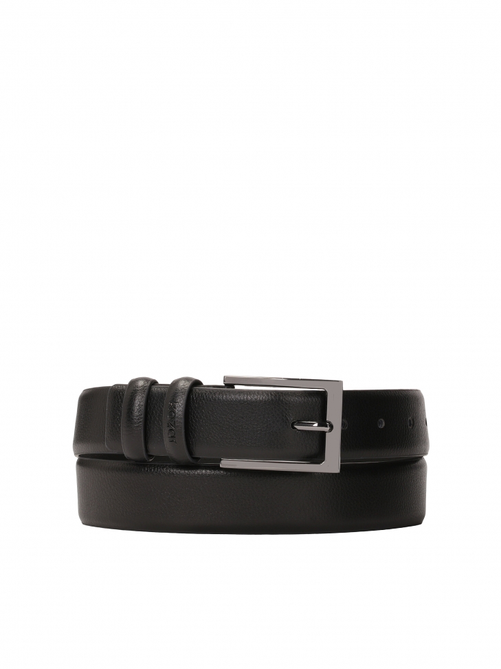 Narrow smooth leather belt in black color