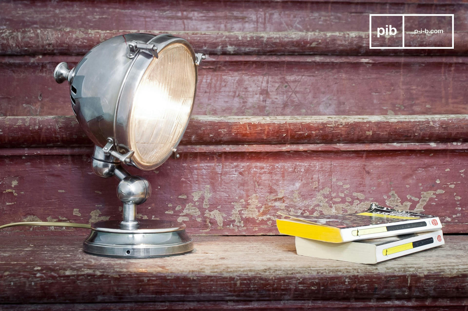 PHARE - Lampe à poser phare argenté