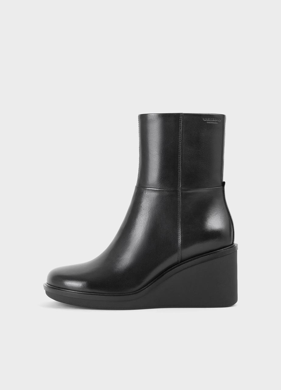 Deena Boots