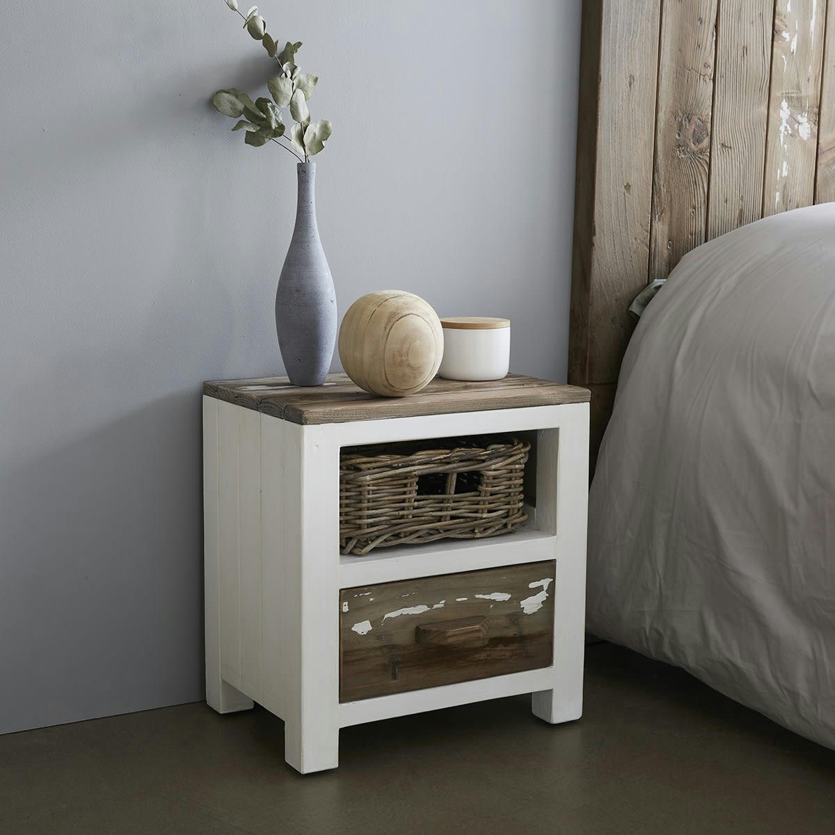 ATLANTIC - Table de chevet en pin recyclé massif