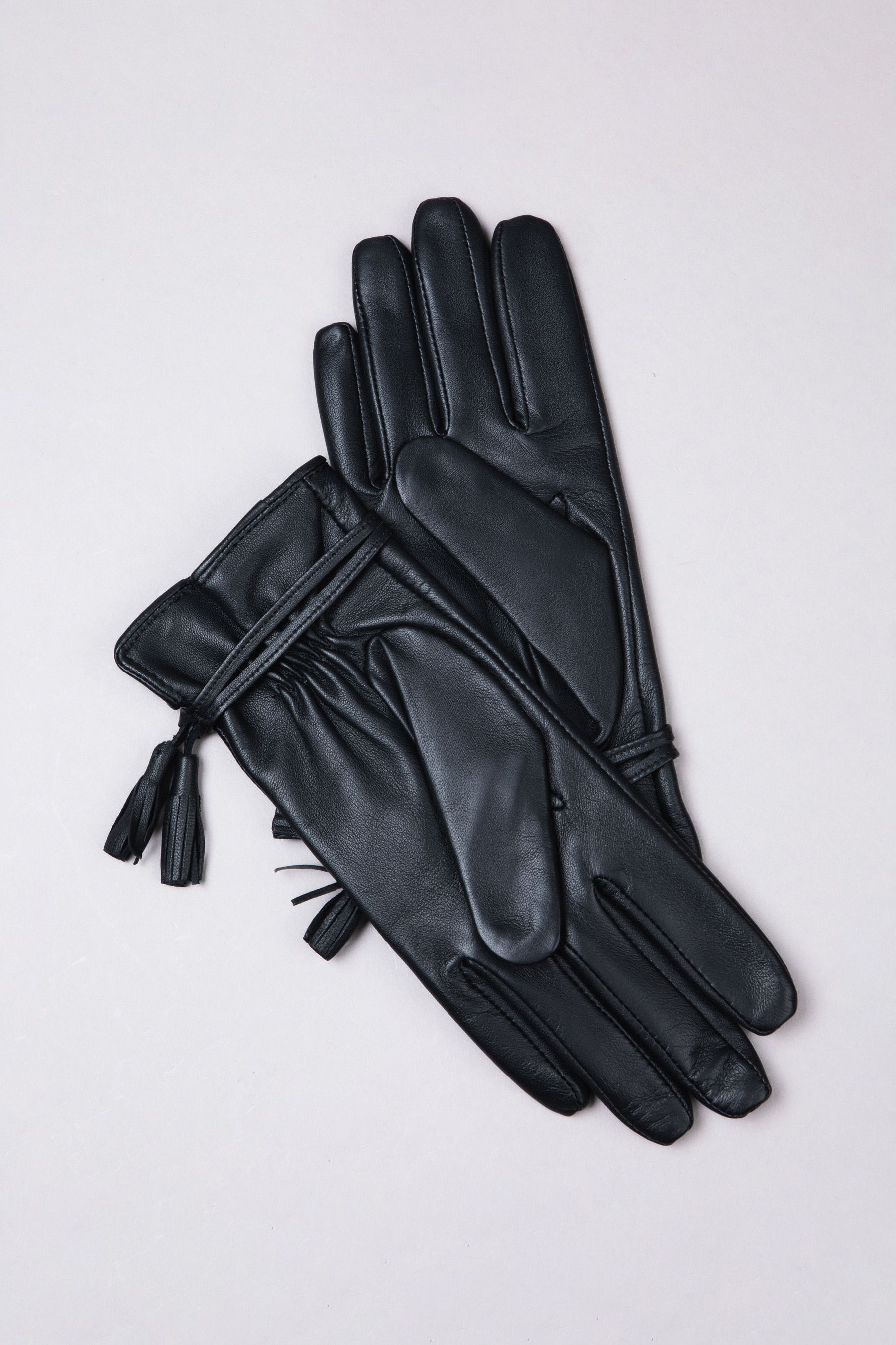 Lakeland Leather Tarraby Tassel' Leather Gloves