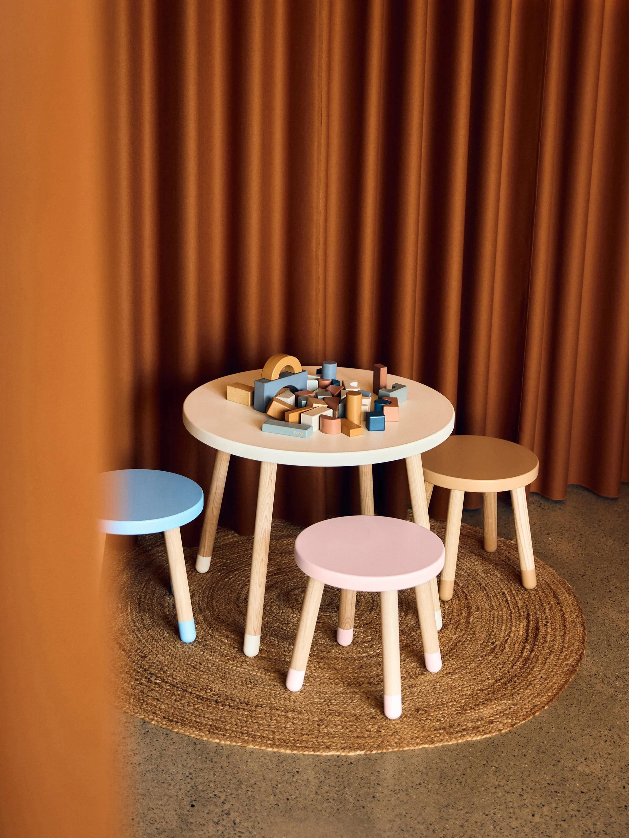 Holz-Kinderhocker Dots