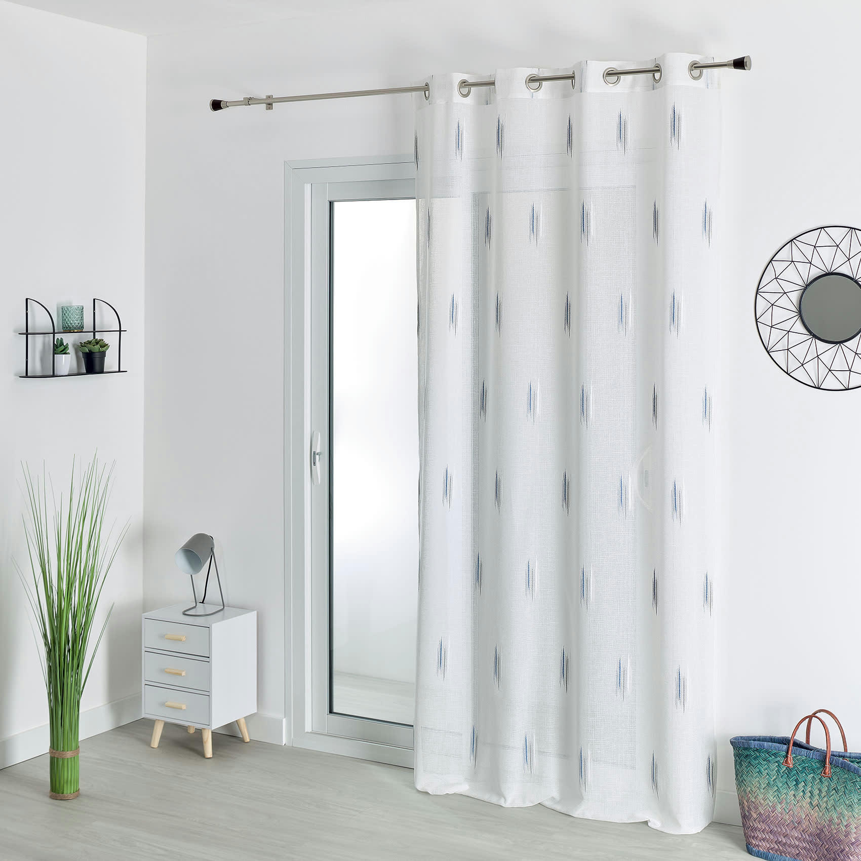 - Voilage tamisant à petits traits jacquard bleu azur 140x260 cm