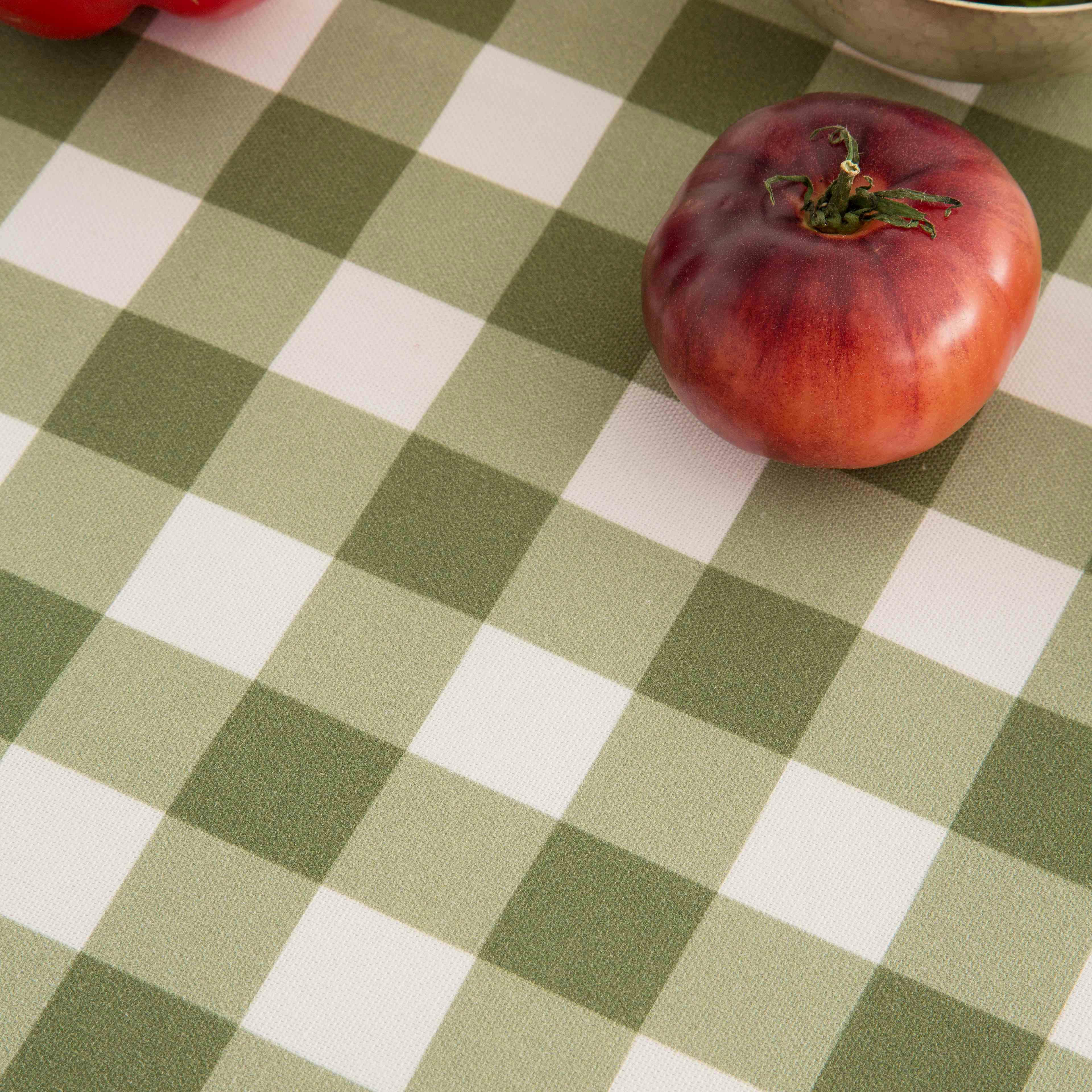 CHESS KAKI - Nappe imprimée vert avec traitement anti-taches en coton 140x240 cm