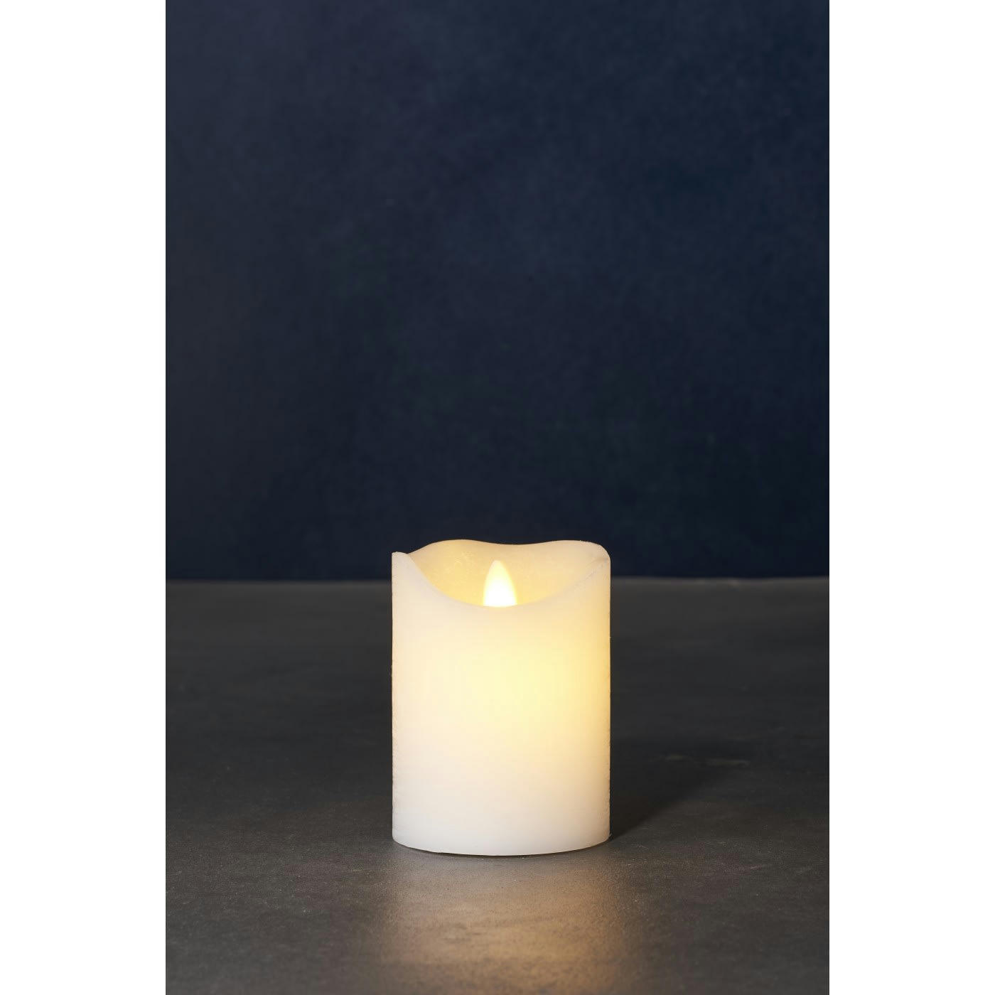 - Bougie LED Sara D 7cm à Piles