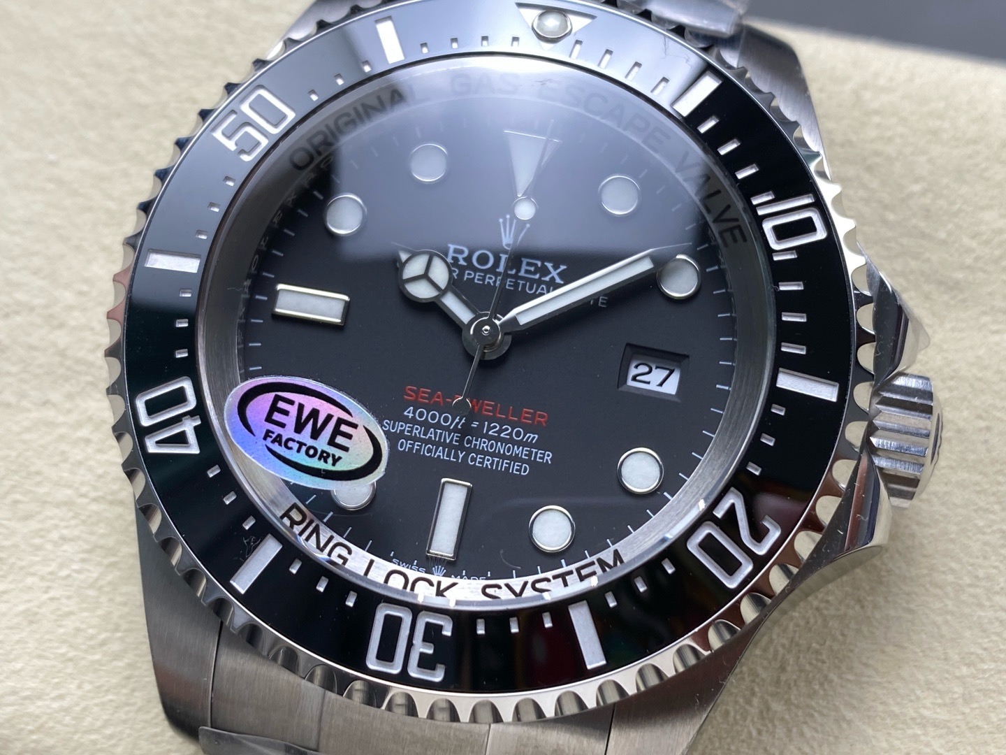 Omega Seamaster Diver 300M black dial mesh bracelet style -8