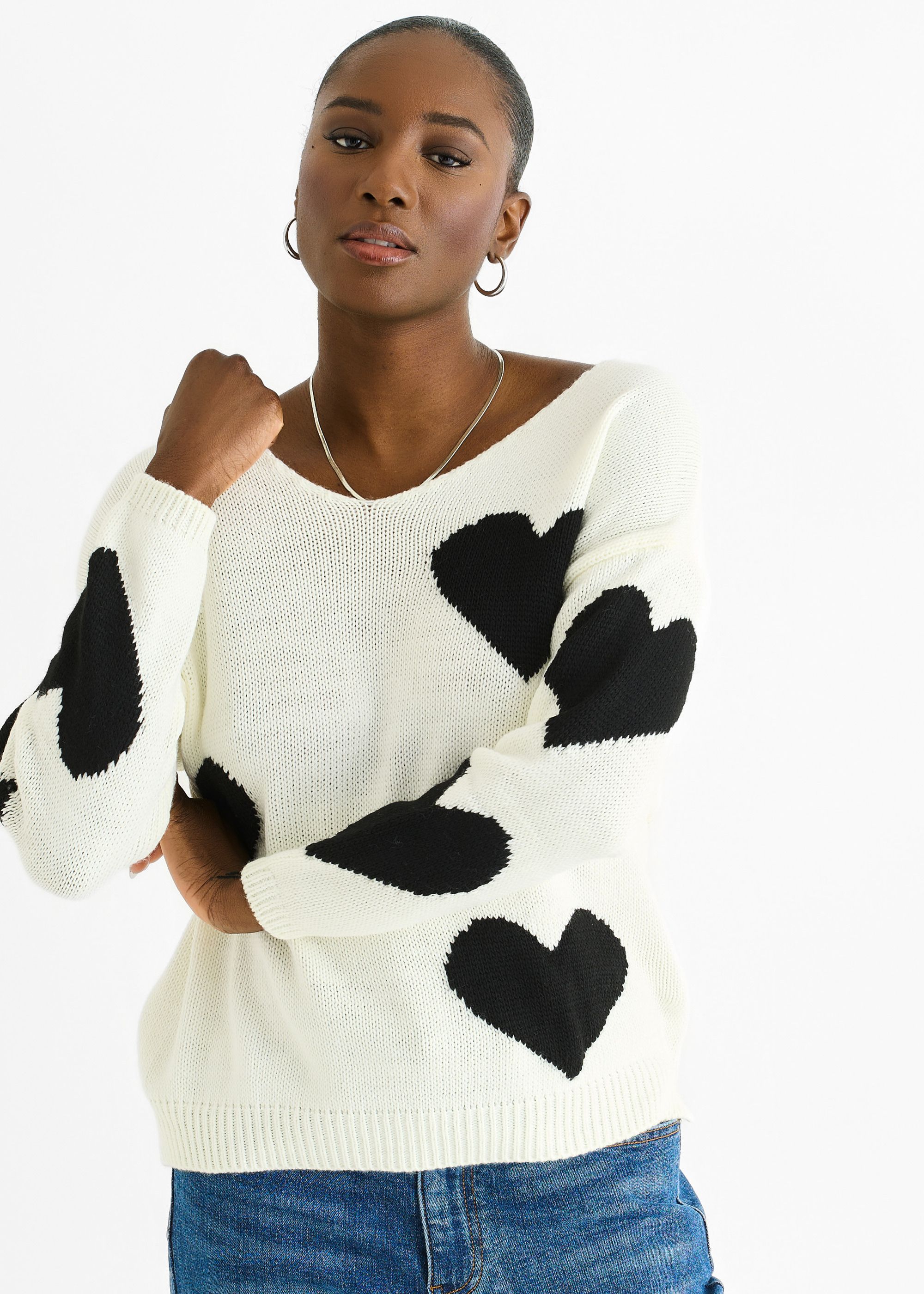 Gini London White V Neck Oversized Heart Knit Jumper