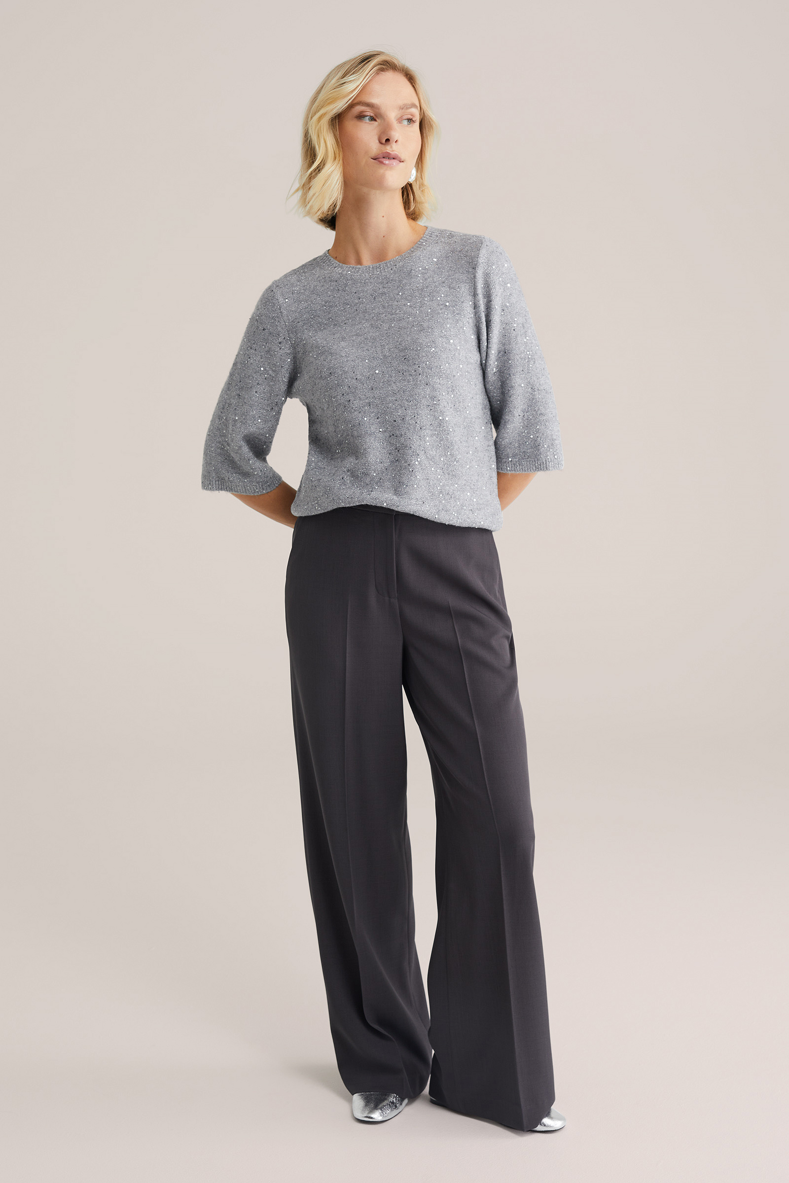 Dames trui met pailletten